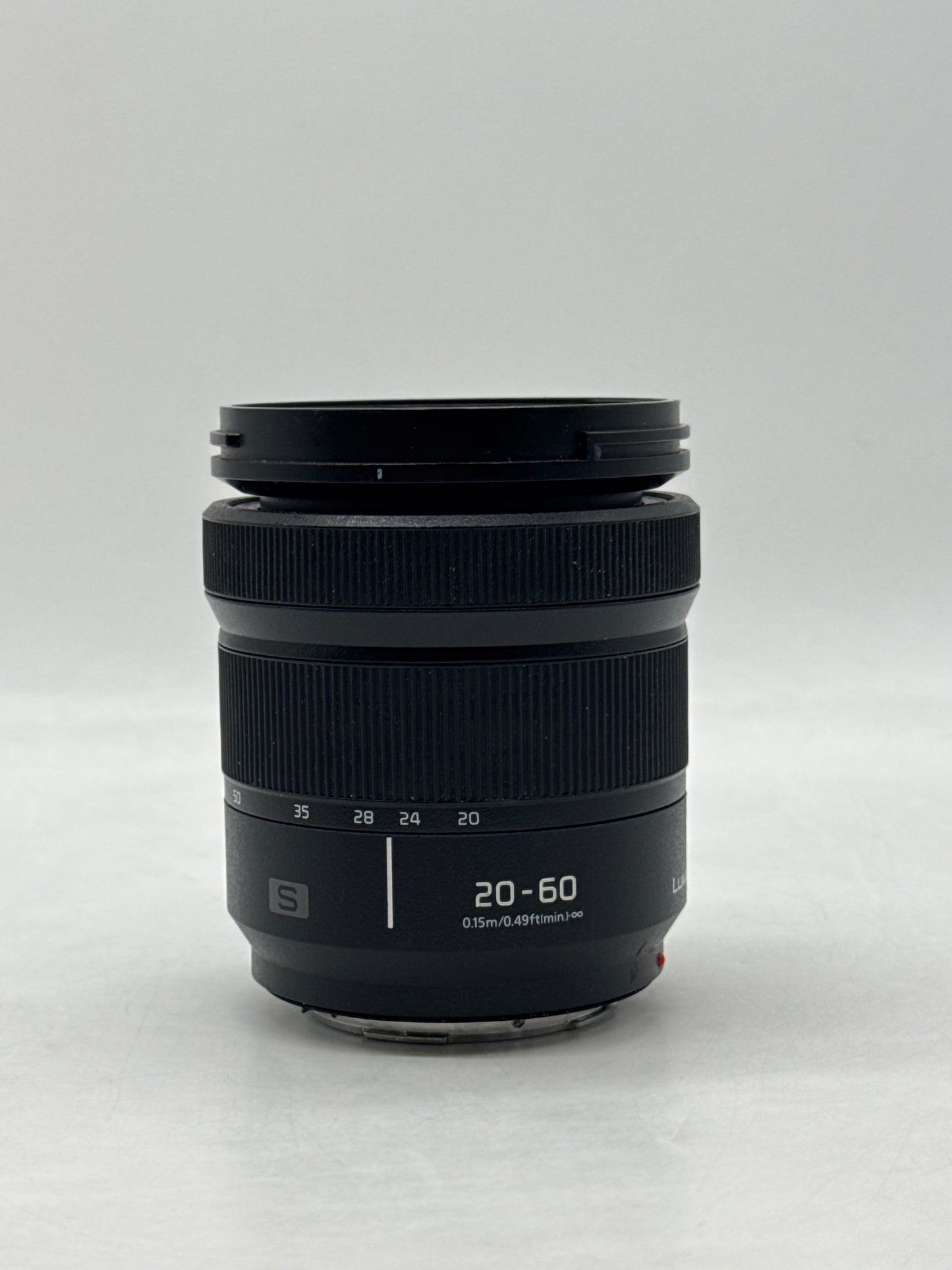 Panasonic Lumix S 20-60mm f/3.5-5.6 Lens S-R2060 - Damaged Mount