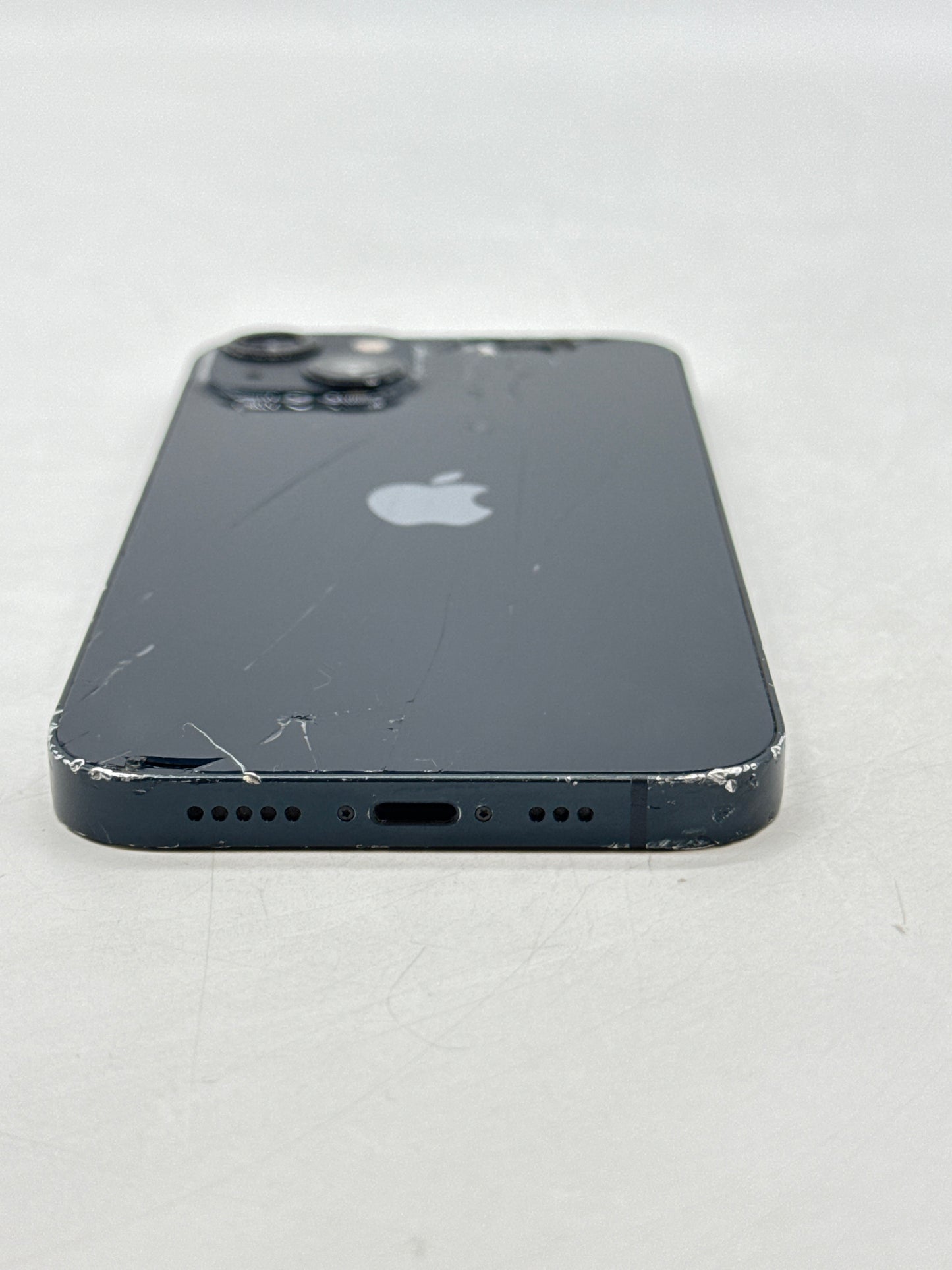 US Sprint/T-Mobile Apple iPhone 13 A2482 128GB 88% Battery Health - Cracked Back