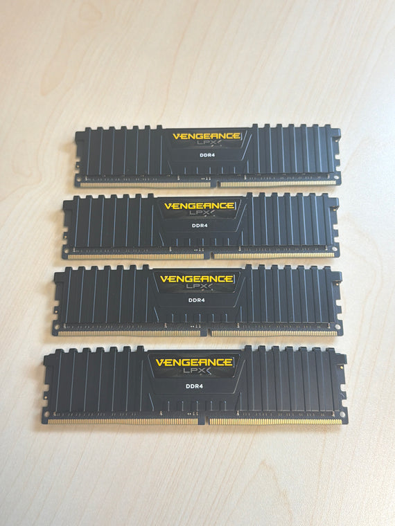 Corsair Vengeance LPX 64GB (4x16GB) DDR4-3200 DIMM 288-Pin CMK32GX4M2E3200C16