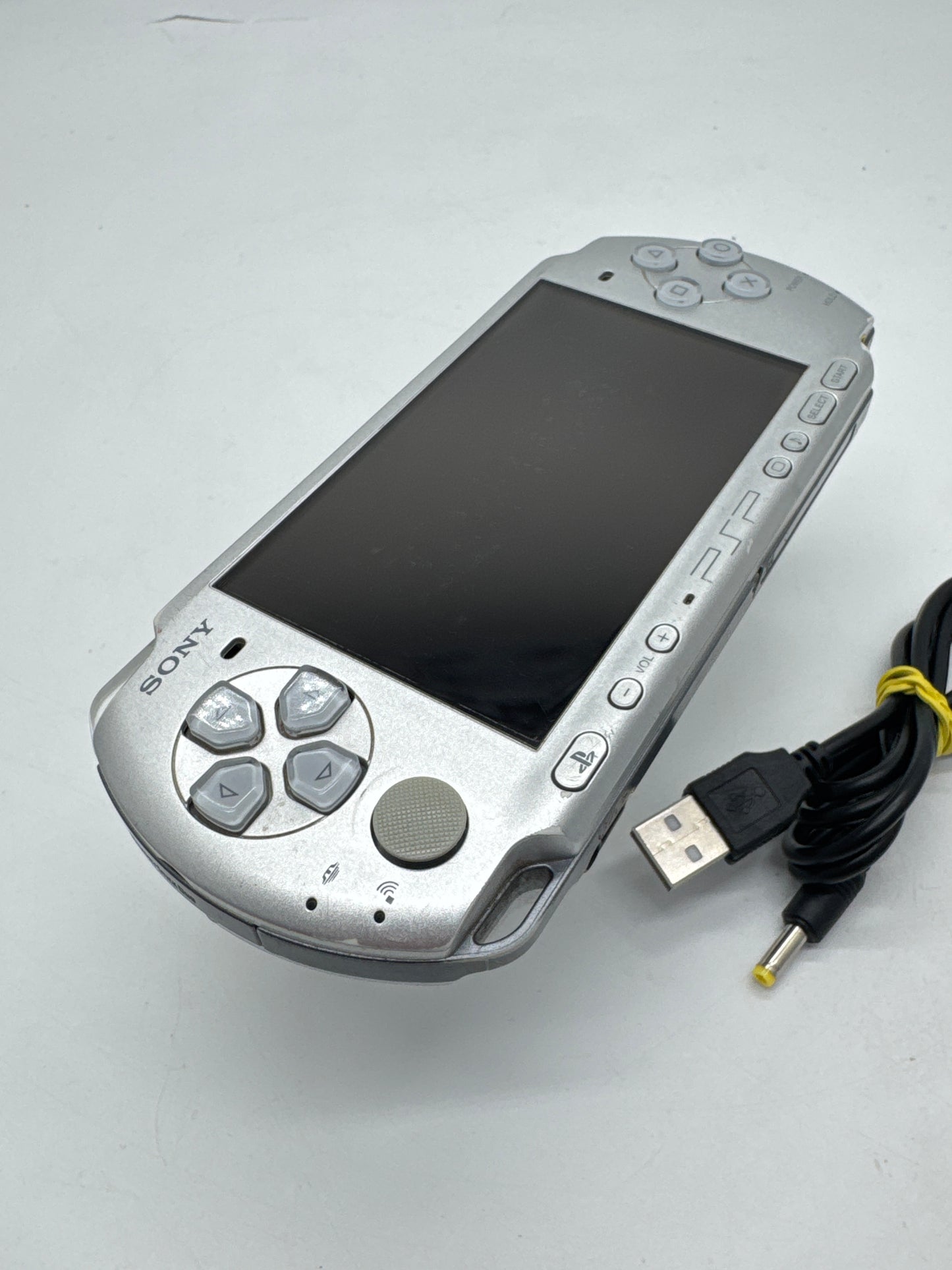 Sony PSP-3000 Silver Console #34 w/ 1200mAh Battery & Charger BAD UMD READ AS IS