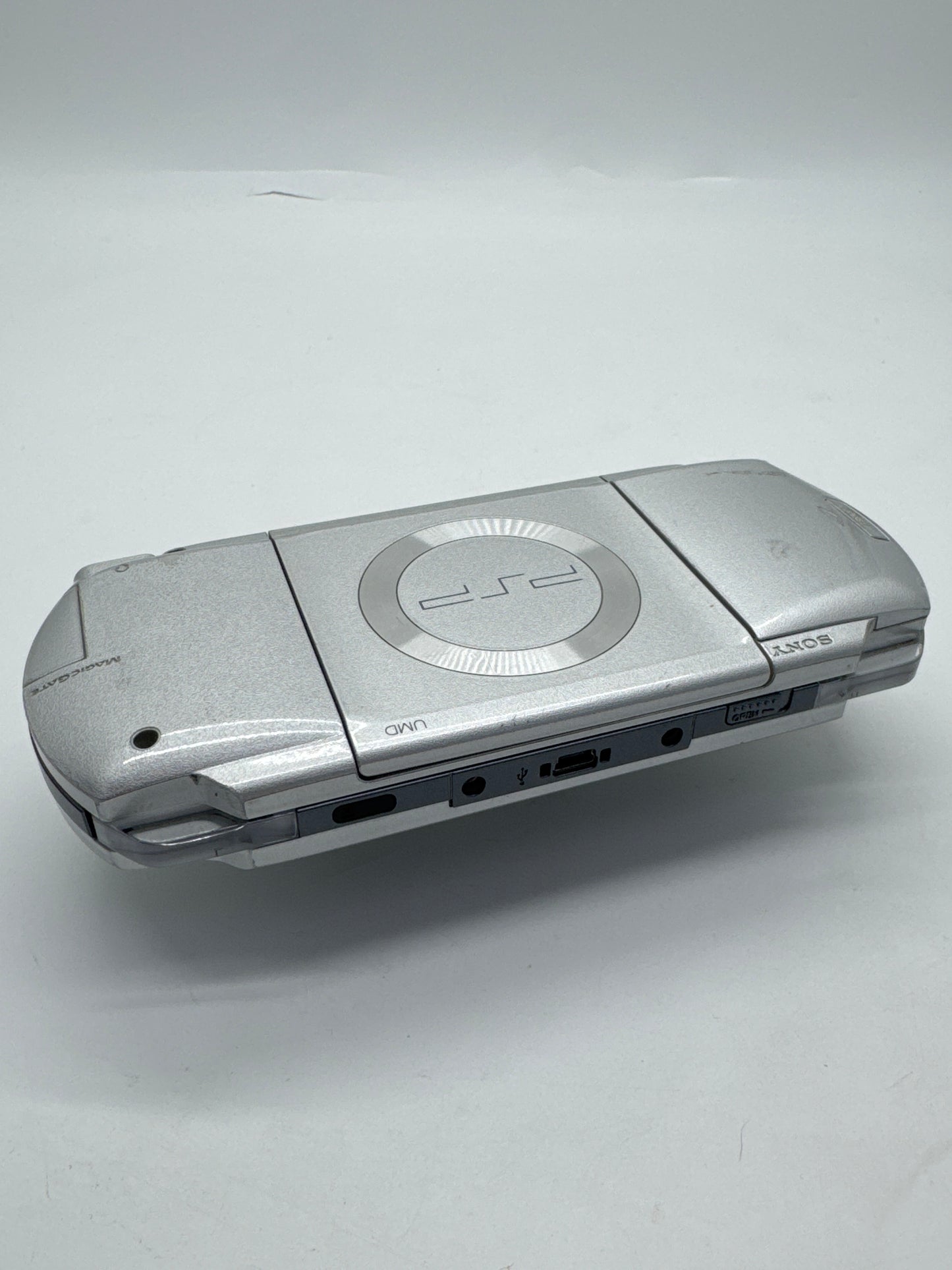 Sony PlayStation Portable PSP-1000 Mystic Silver Console w/ 2400mAh Battery #91