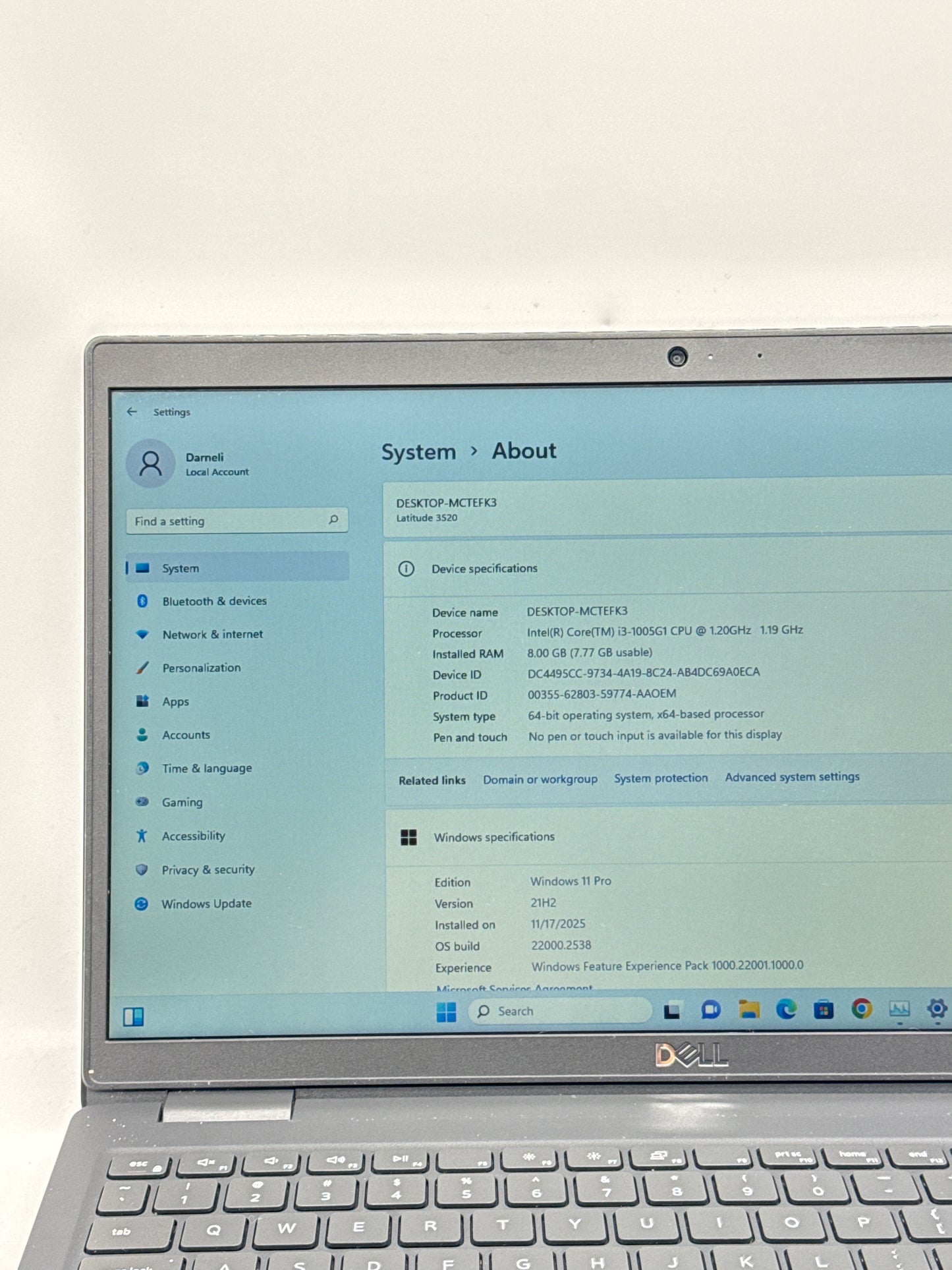 Dell Latitude 3520 intel Core i3-1005G1 1.20GHz 8GB RAM 128GB SSD