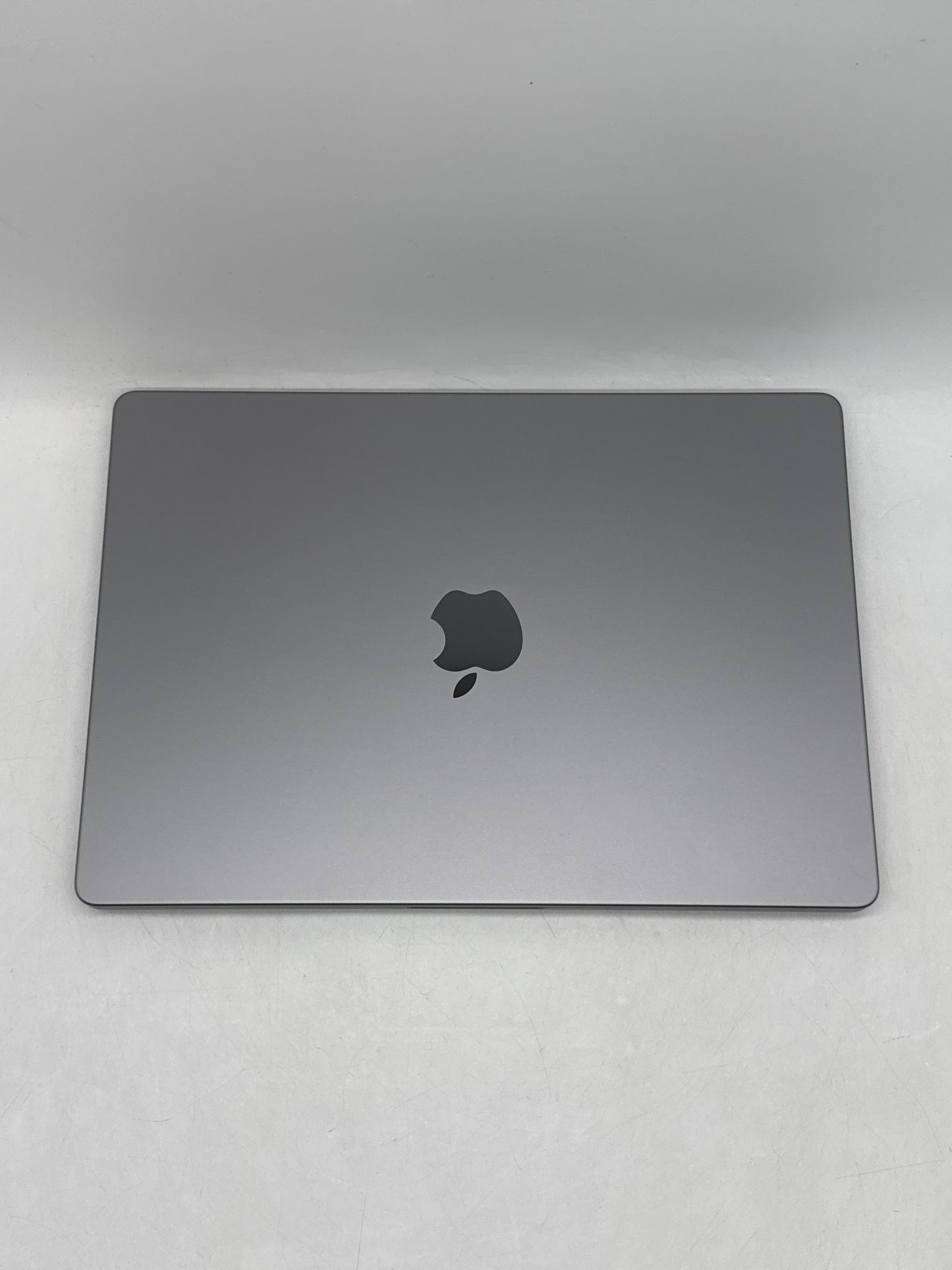 2023 Apple MacBook Pro 14.2" A2918 M3 8C-GPU 10C-CPU 512GB SSD 8GB RAM 3 Cycle