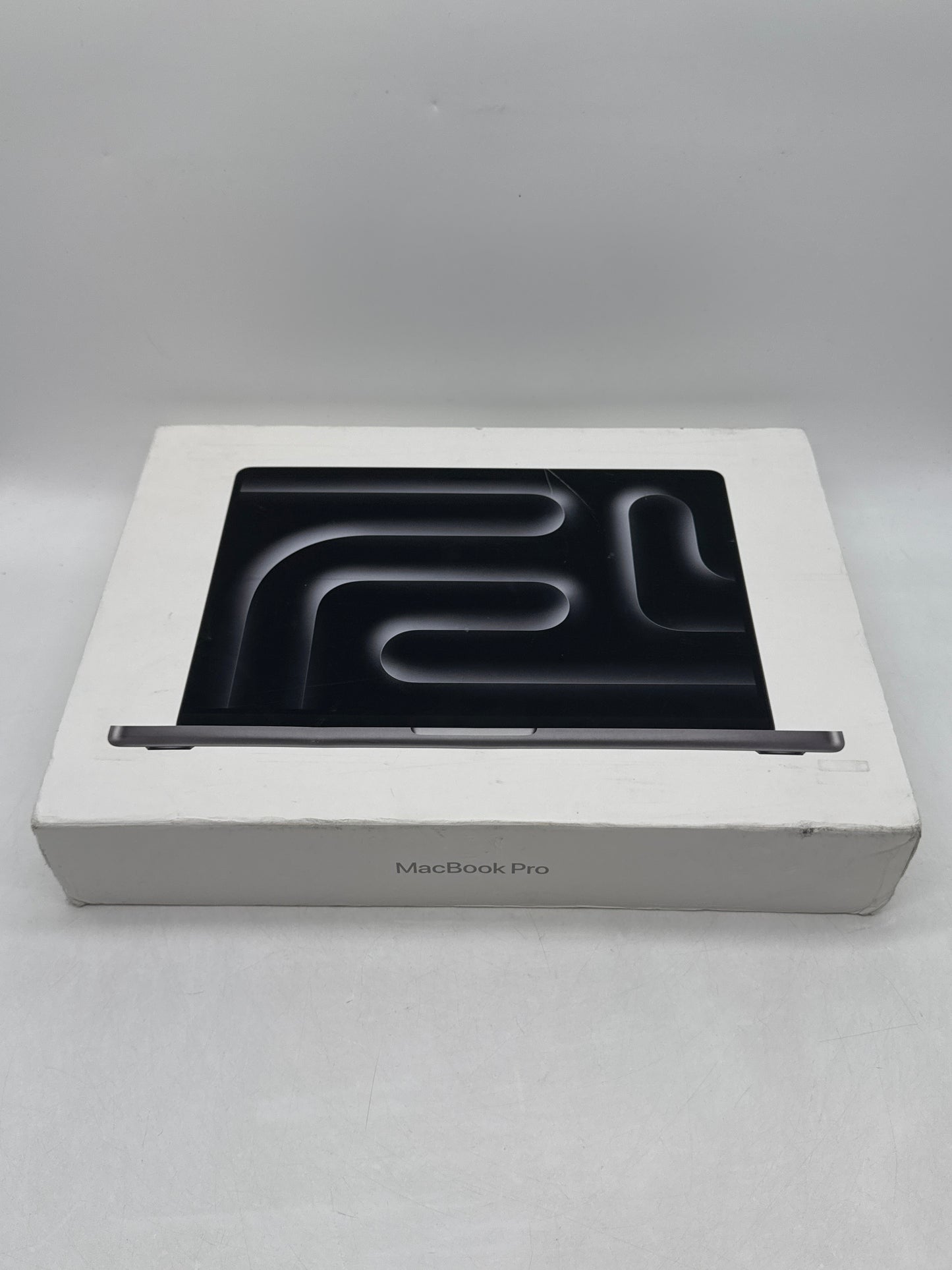 2023 Apple MacBook Pro 14.2" A2918 M3 8C-GPU 10C-CPU 512GB SSD 8GB RAM 3 Cycle