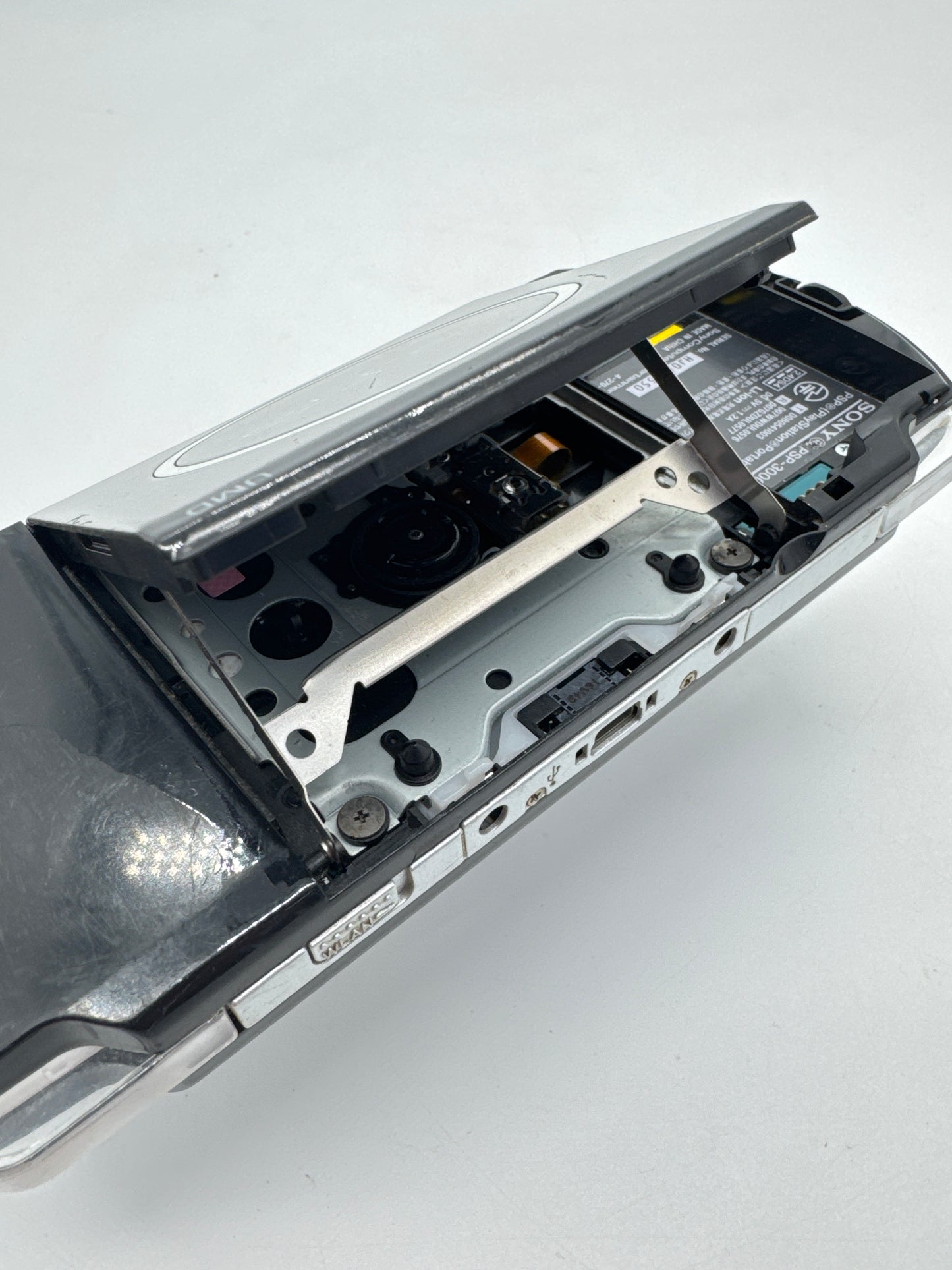 Sony PSP-3000 Console #244 No Battery or Lid No Charger BAD SQUARE BUTTON AS IS