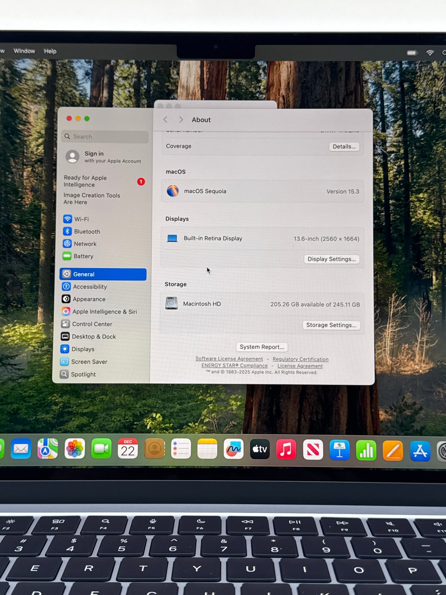 2025 Apple MacBook Air 13.6" A3240 M4 10C-CPU 8C-GPU 16GB RAM 256GB SSD 2 Cycle