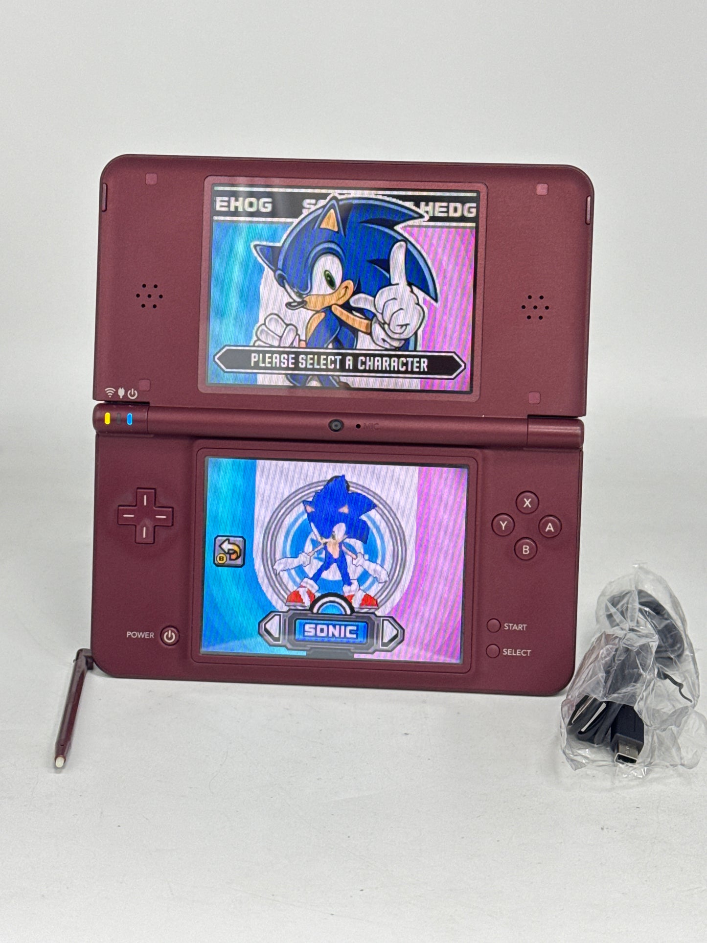 Nintendo DSi LL UTL-001(JPN) Wine Red Burgundy Console #407 w/ Stylus & Charger