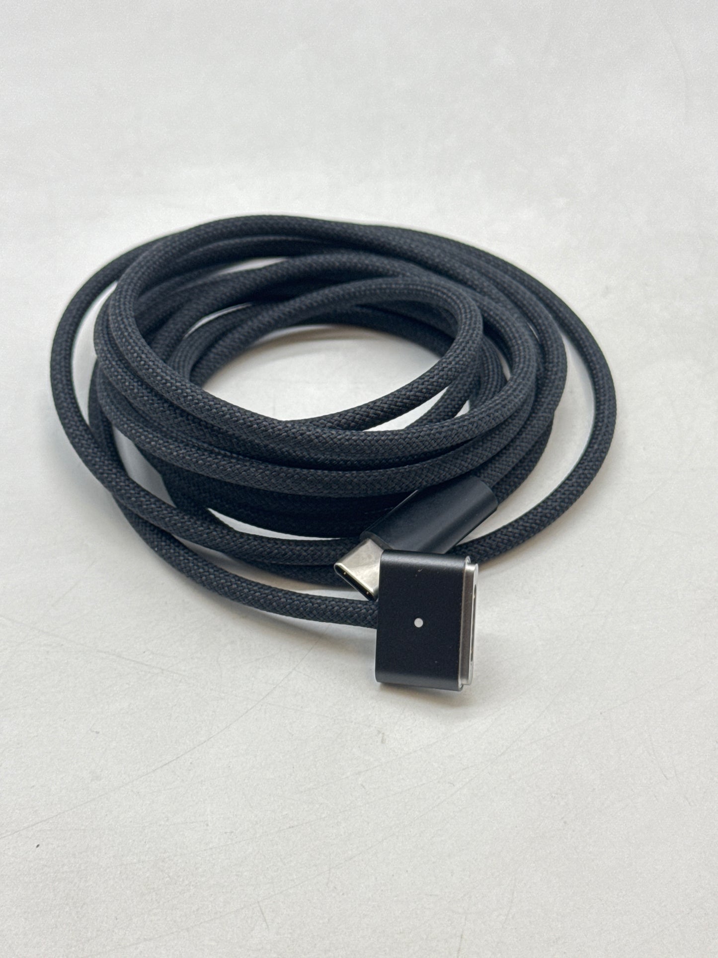 2024 Apple MacBook Pro 16.2" A3186 Apple M4 Max 14C-CPU 32C-GPU 1TB SSD 36GB RAM