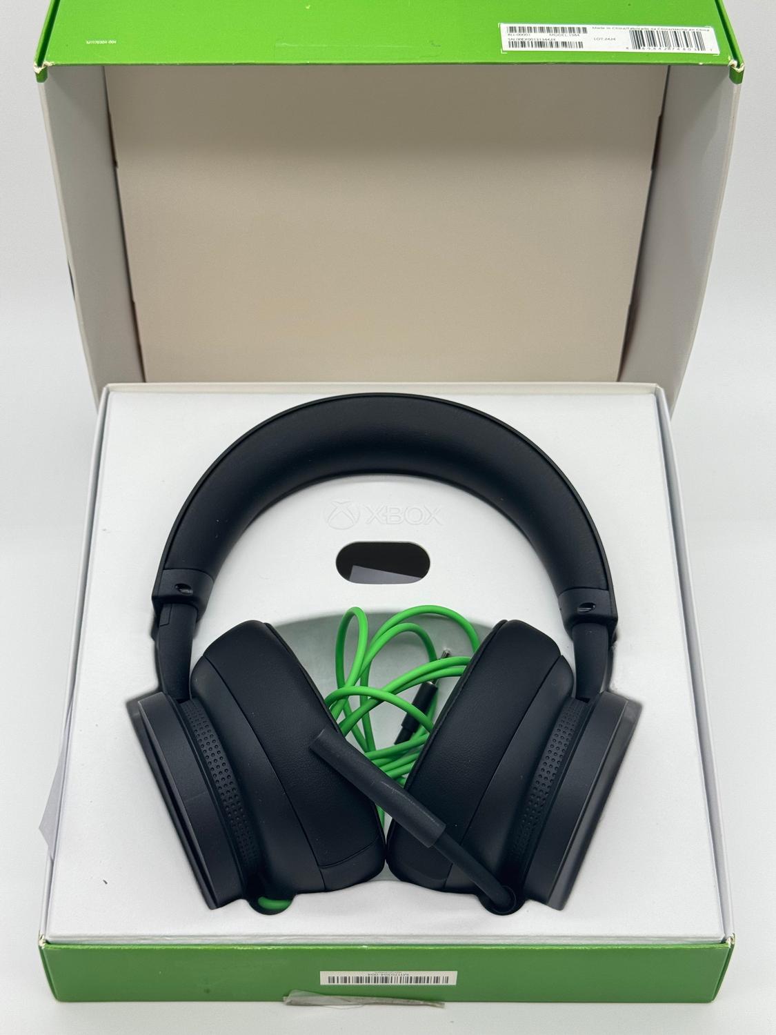 Microsoft Xbox Stereo Headset Model #1984 - Used - Black