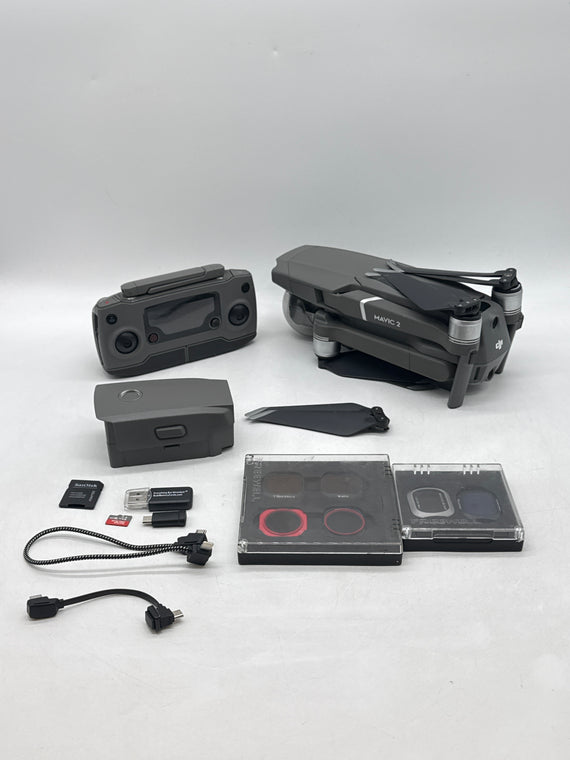DJI Mavic 2 Pro Quadcopter Drone Bundle !Read