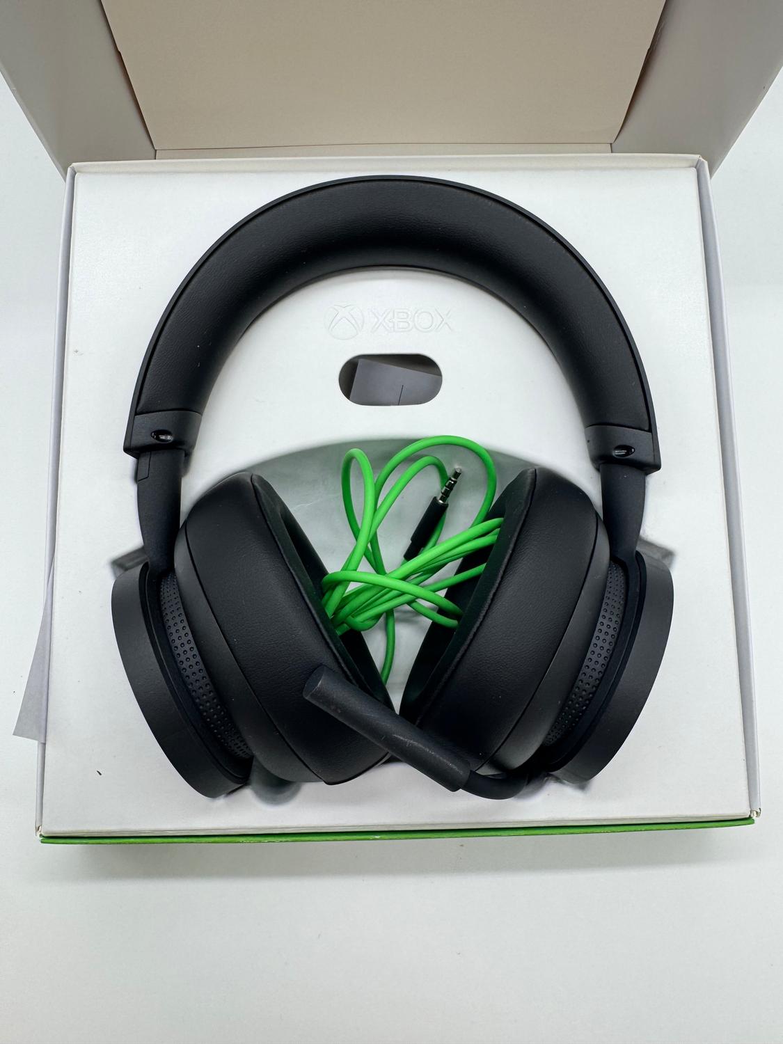 Microsoft Xbox Stereo Headset Model #1984 - Used - Black