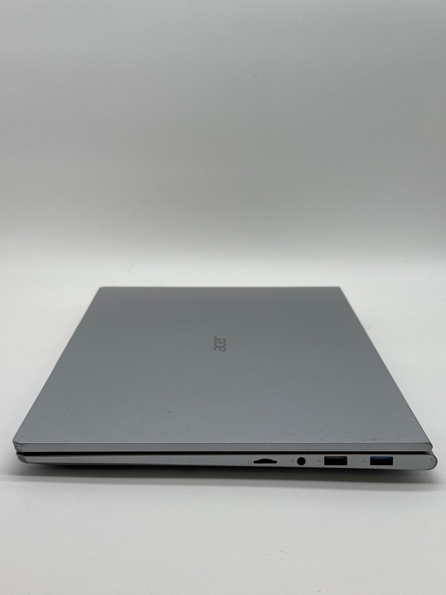 Acer Aspire 3 A325-42 Laptop 16 inch AMD Ryzen 3 128GB Storage - Untested