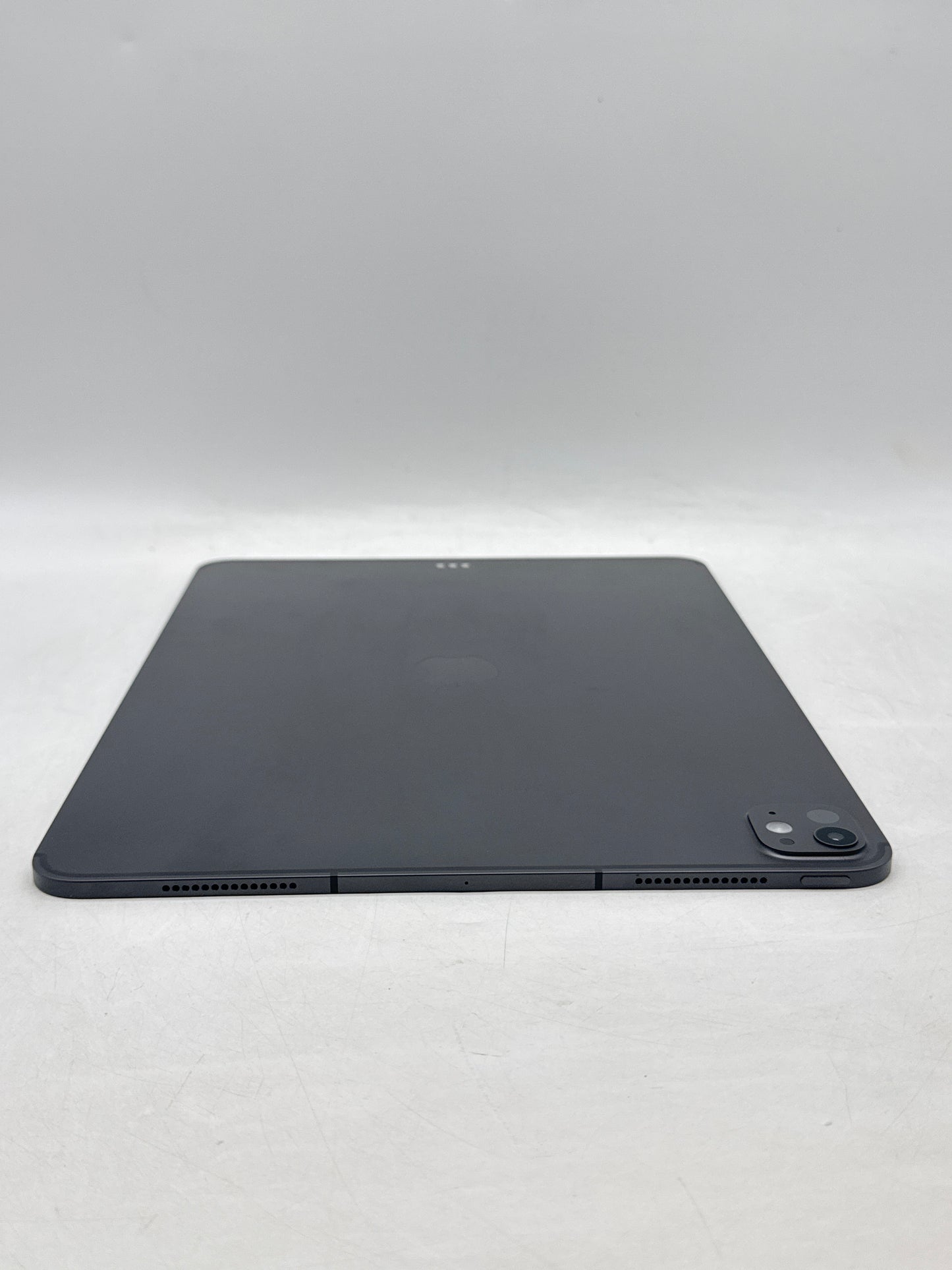 Unlocked Apple iPad Pro 7th Gen 13" A2926 M4 256GB Wi-Fi + 5G Space Black