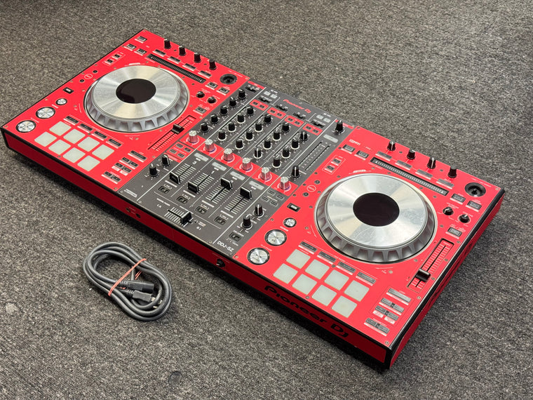 Pioneer DDJ-SZ Professional 4-Channel Digital DJ Controller w/ Power Cable Tested