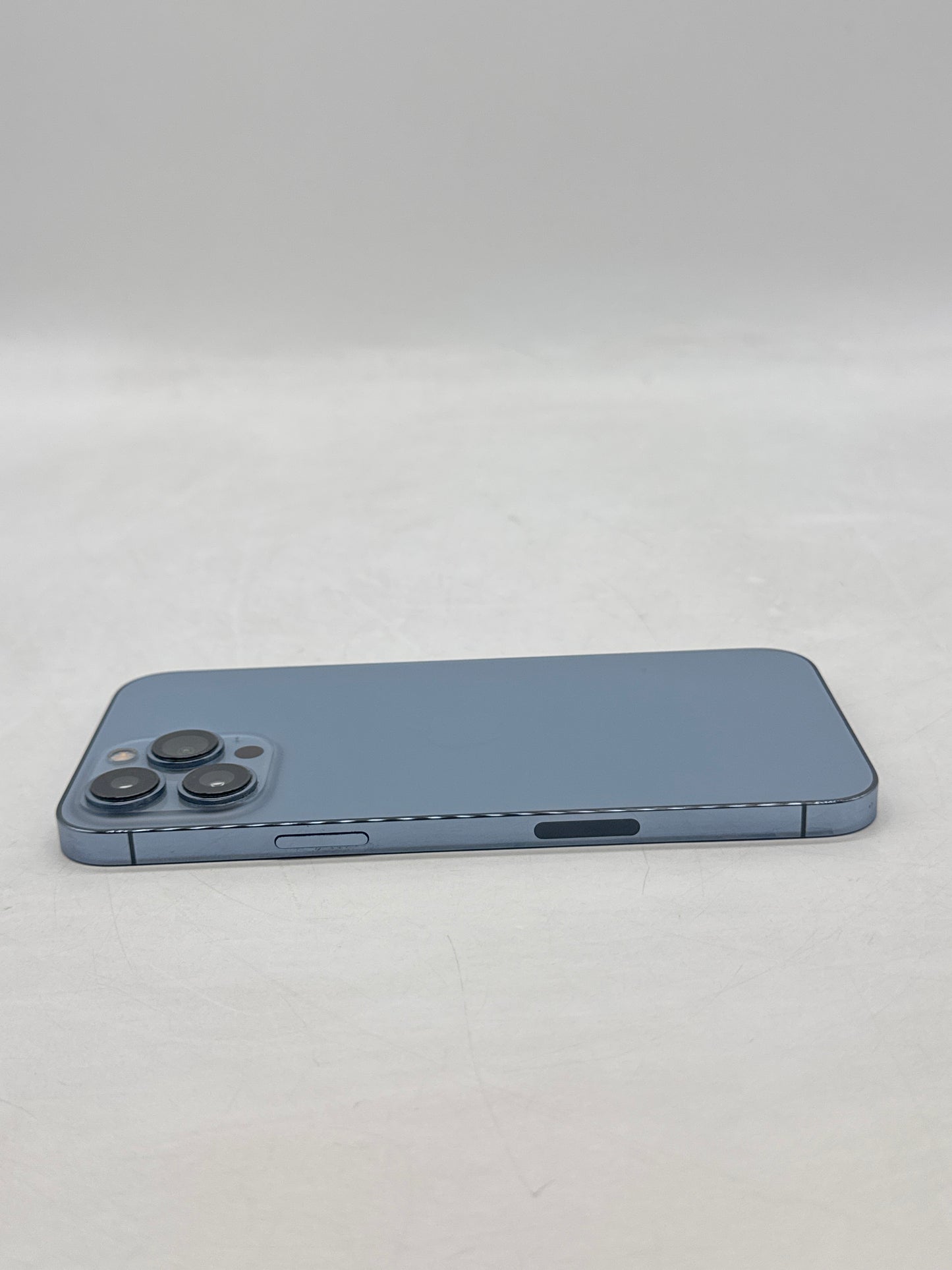 Unlocked Apple iPhone 13 Pro Max A2484 256GB Sierra Blue - Service Battery 77%