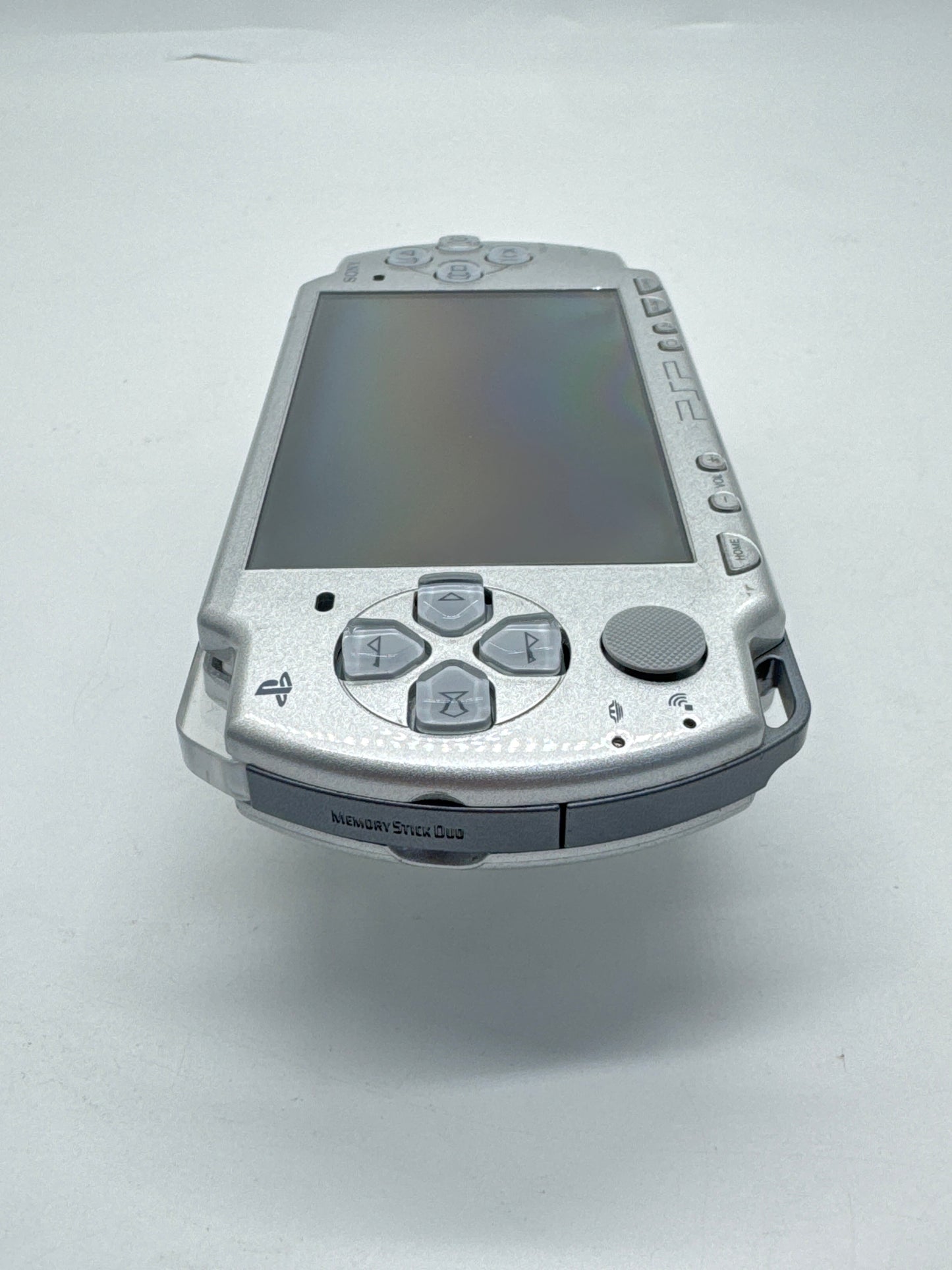 Sony PSP-2000 Mystic Silver Console w/ 1200mAh Battery #90 BAD SCREEN AS IS
