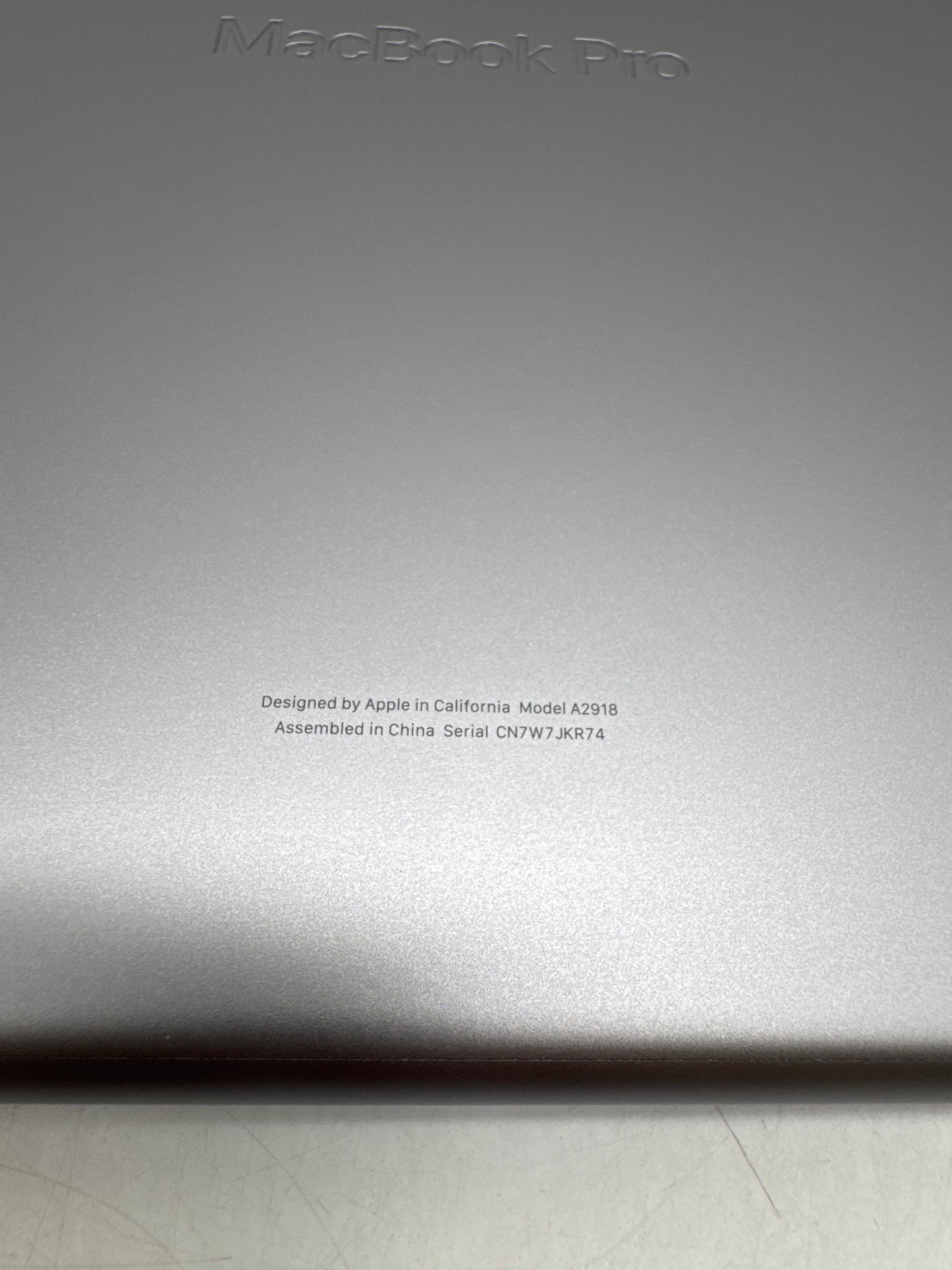 2023 Apple MacBook Pro 14.2" A2918 M3 8C-GPU 10C-CPU 512GB SSD 8GB RAM 3 Cycle