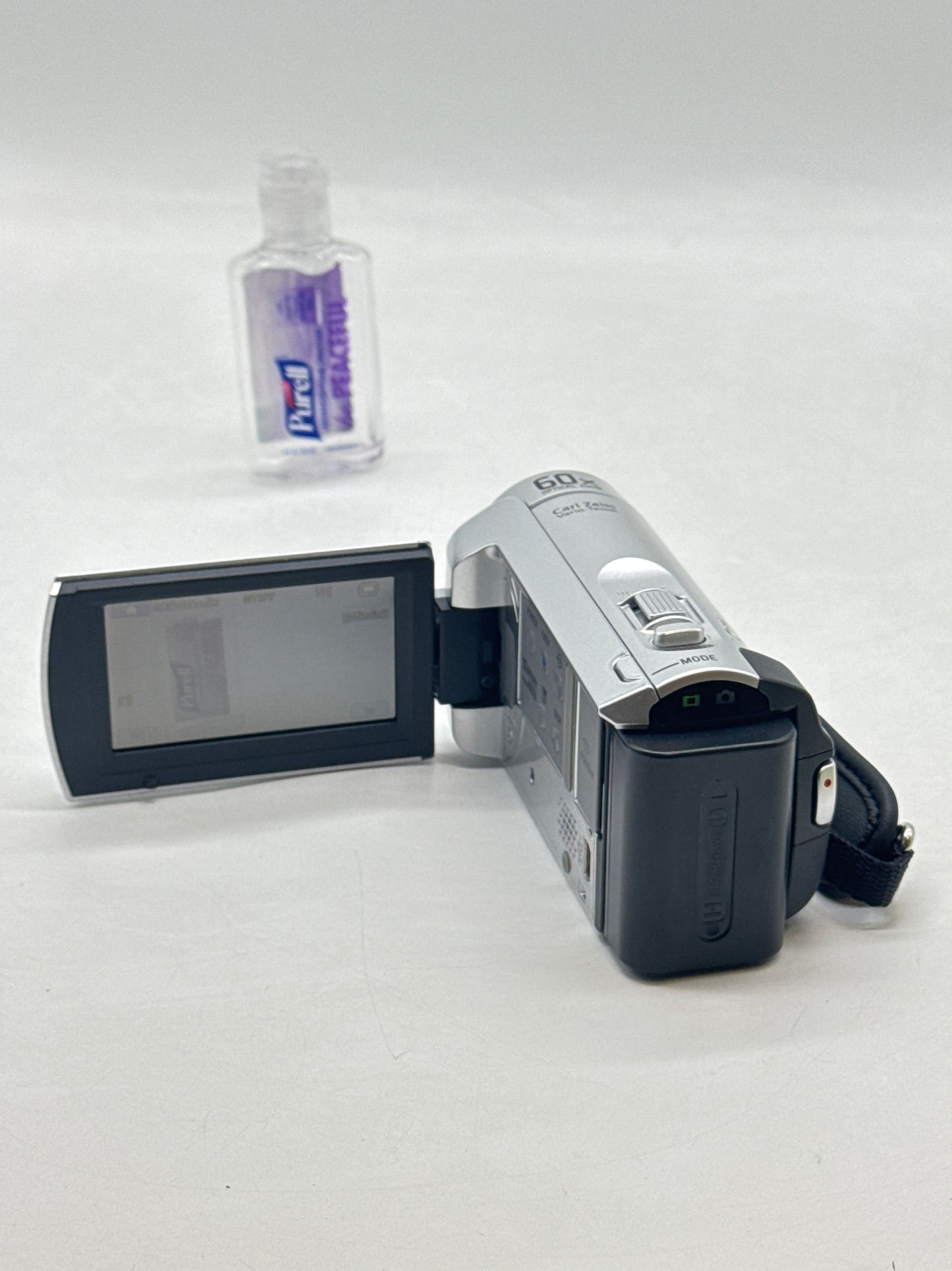 Sony Handycam DCR-SX40 60x Optical Zoom Compact Video Camera