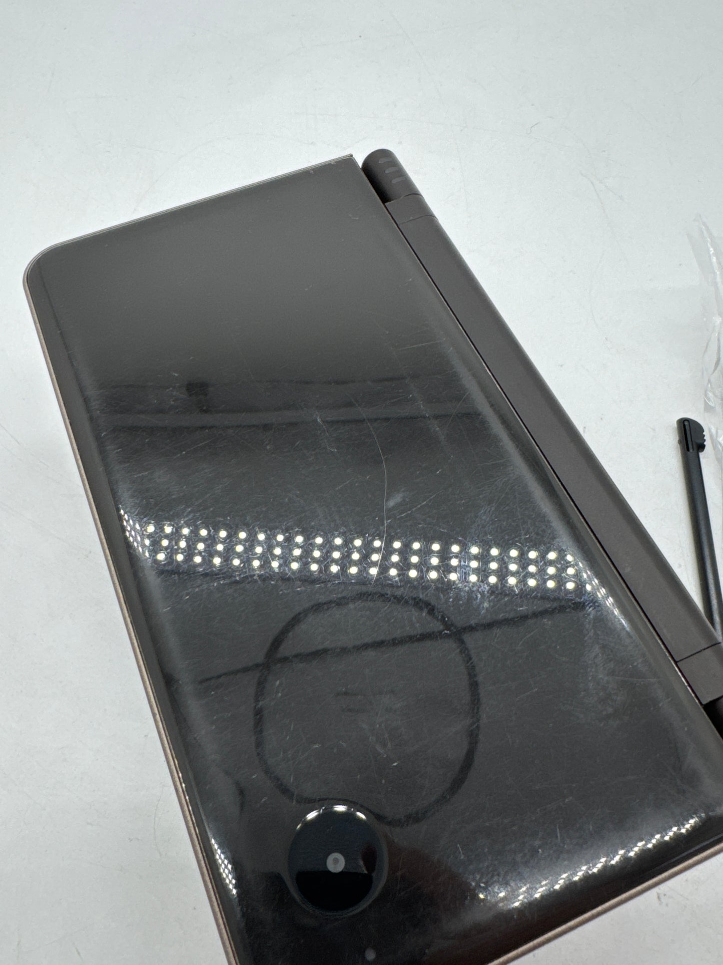 Nintendo DSi LL UTL-001 Brown Console #412 w/ Stylus & Charger BAD DISPLAYS AS IS