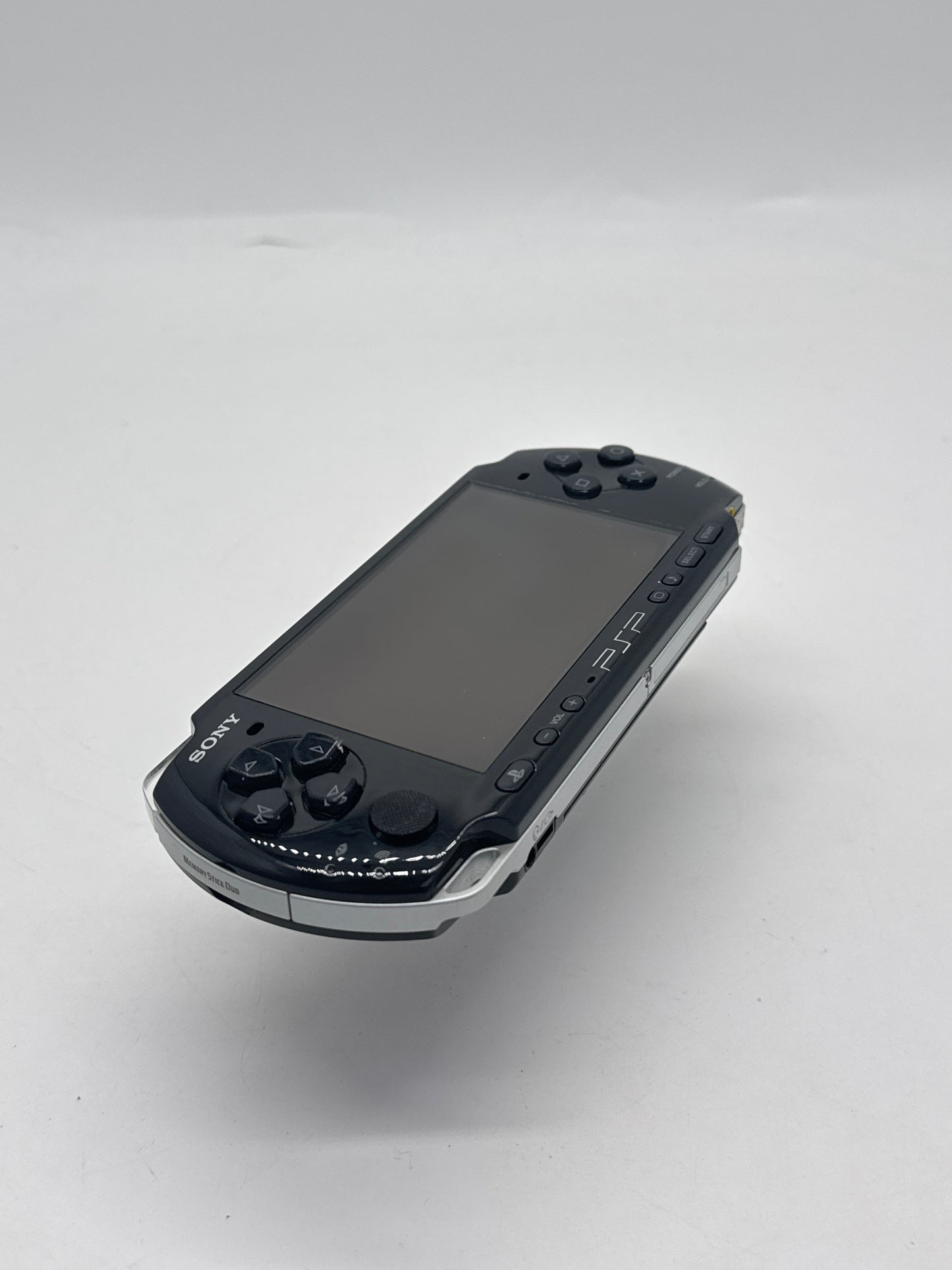 PlayStation Portable PSP-3000 Piano Black Console #671 - Missing Battery Lid - Bad UMD