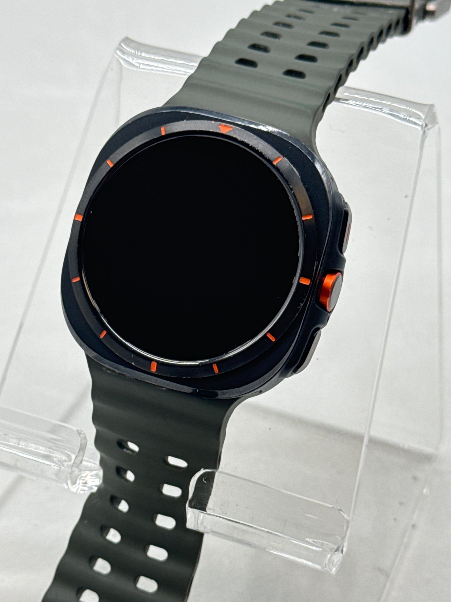 Unlocked Samsung Galaxy Watch Ultra SM-L705U 47mm Cellular Titanium Gray