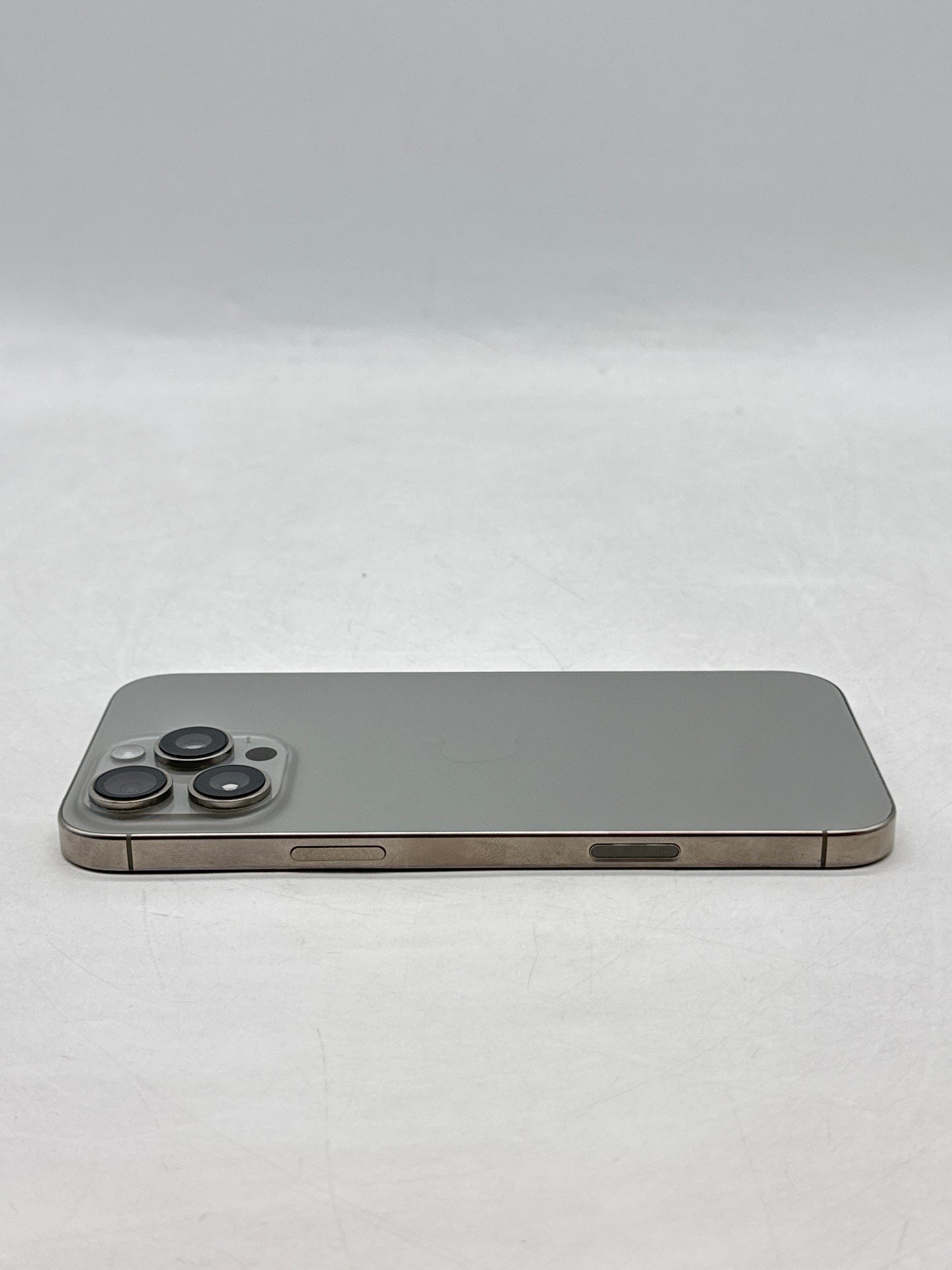 T-Mobile Apple iPhone 16 Pro Max A3084 256GB Natural Titanium 92% Battery Health