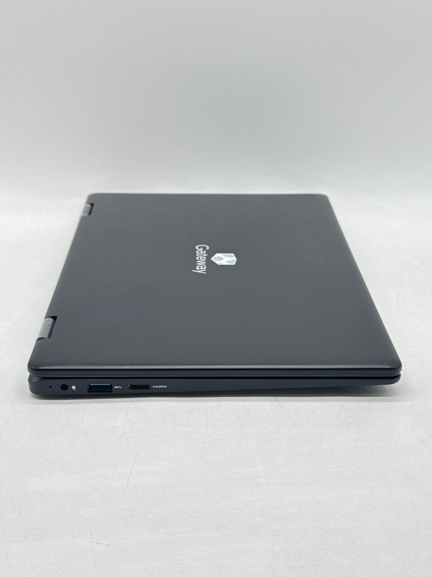 Gateway GWTC16-2BK 11.6" Touch HD Celeron N4020 64GB eMMC 4GB RAM - No OS