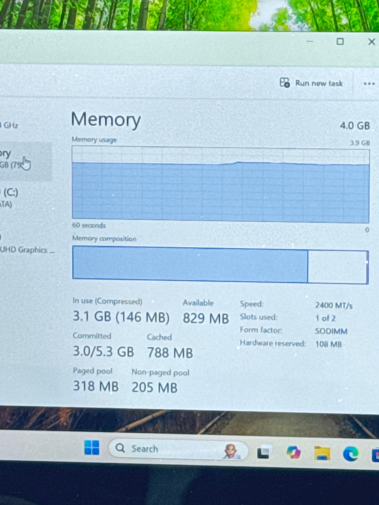 Onn 100002434 2-IN-1 13.3" FHD Touchscreen i5-8145U @2.10GHz 4GB RAM 128GB SSD