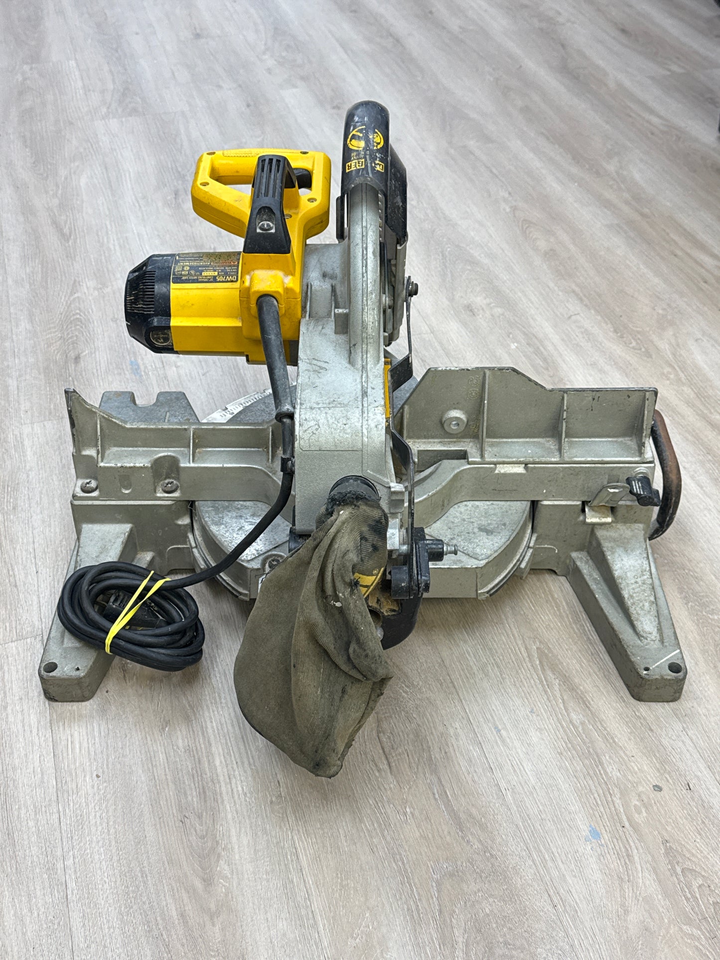 DeWalt DW705 12" Heavy Duty Compound Miter Saw