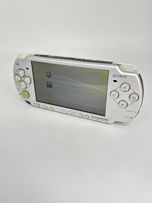 Sony PSP-2000 Silver Console #88  No Back Lid BAD UMD DRIVE READ AS IS