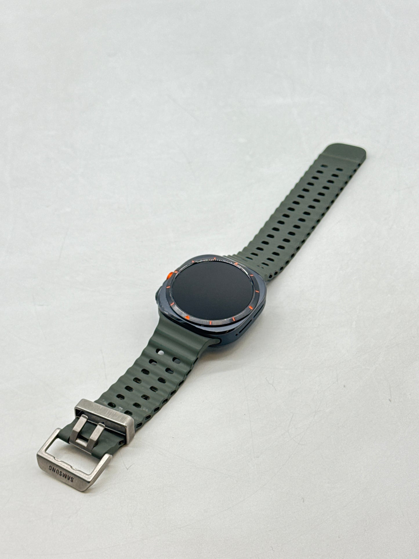 Unlocked Samsung Galaxy Watch Ultra SM-L705U 47mm Cellular Titanium Gray