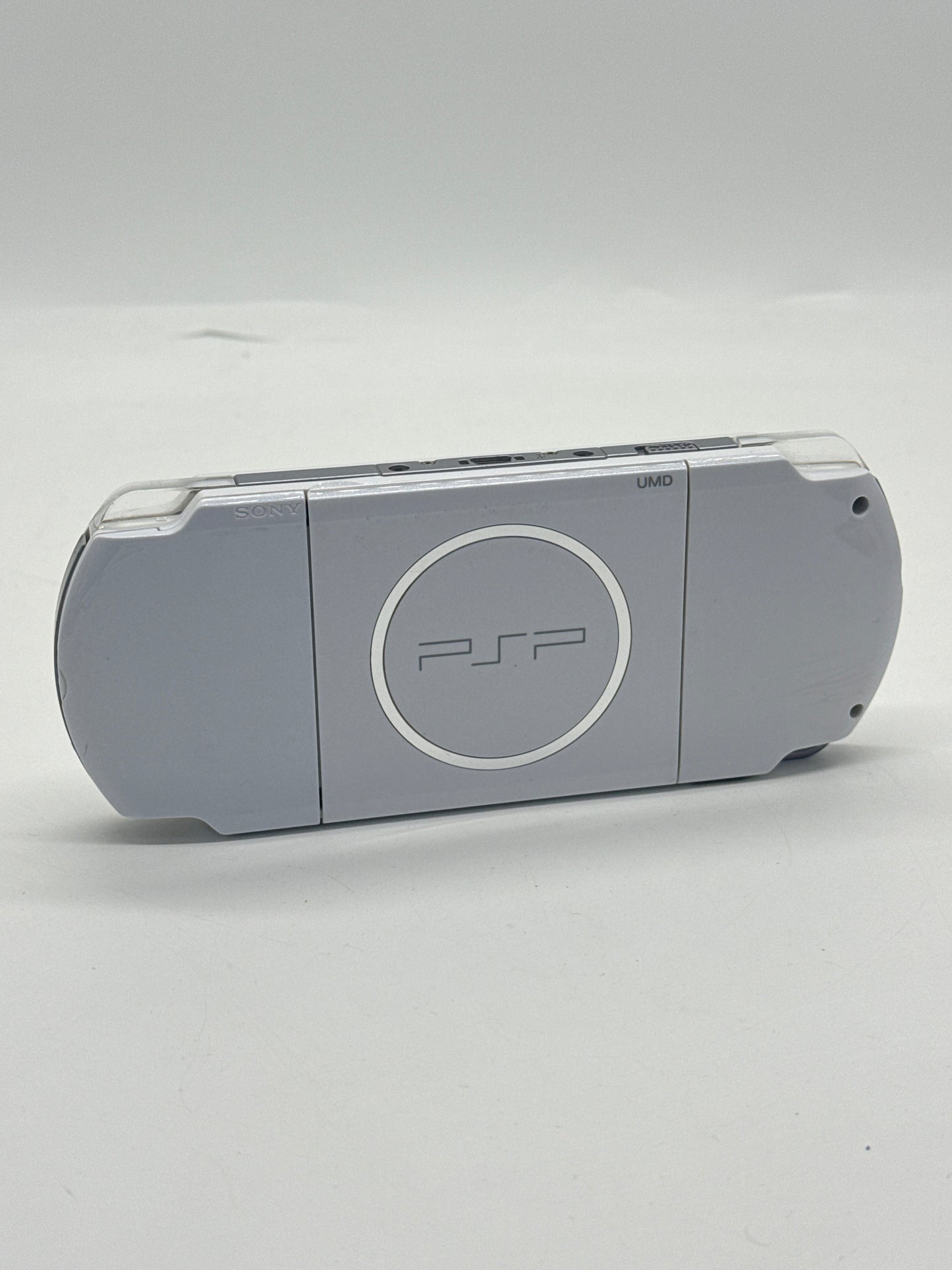 Sony PSP-3000 White Console #448 w/ 1200mAh Battery & 4GB Memory Stick