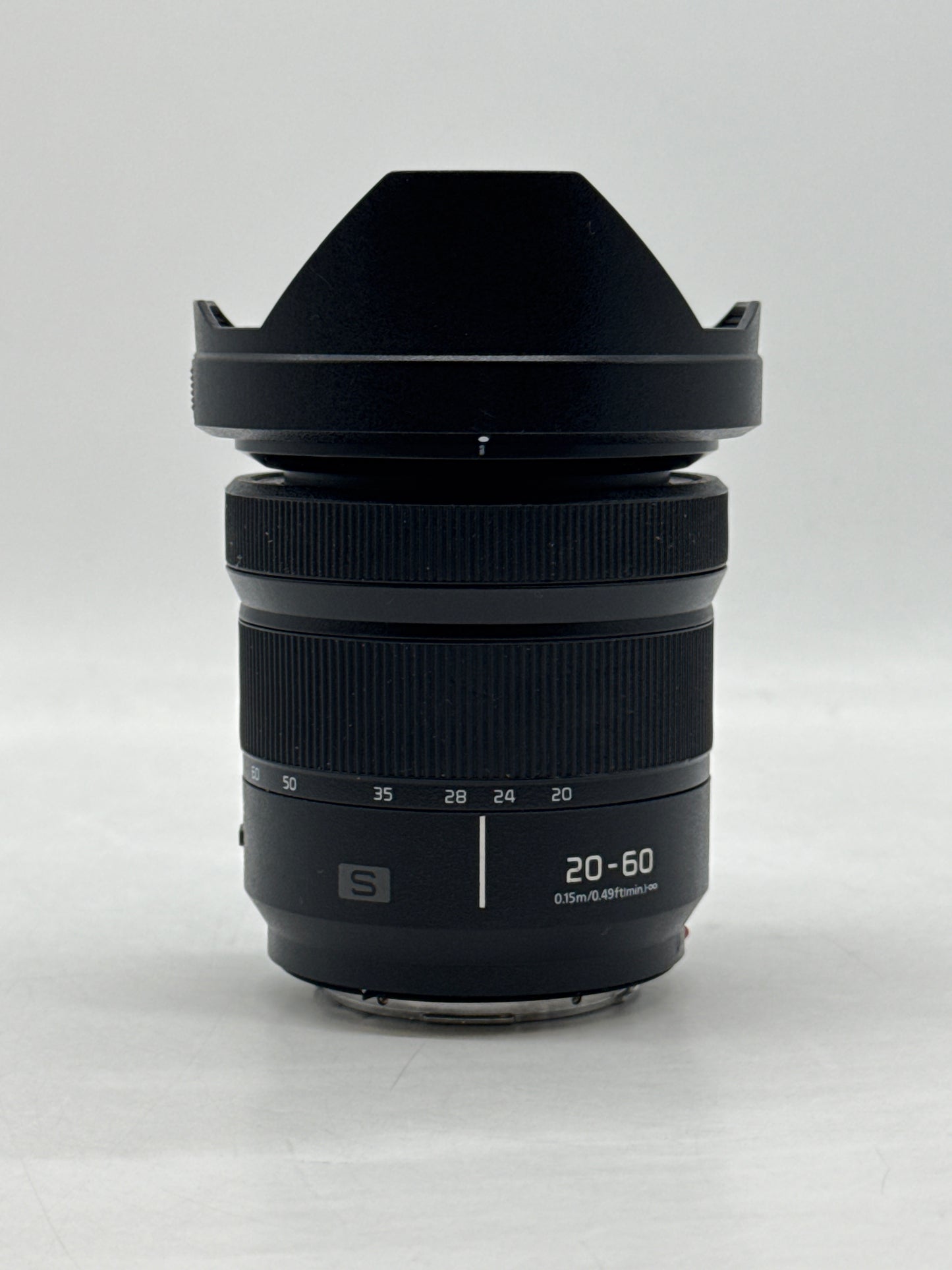 Panasonic Lumix S 20-60mm f/3.5-5.6 Lens S-R2060 - Damaged Mount