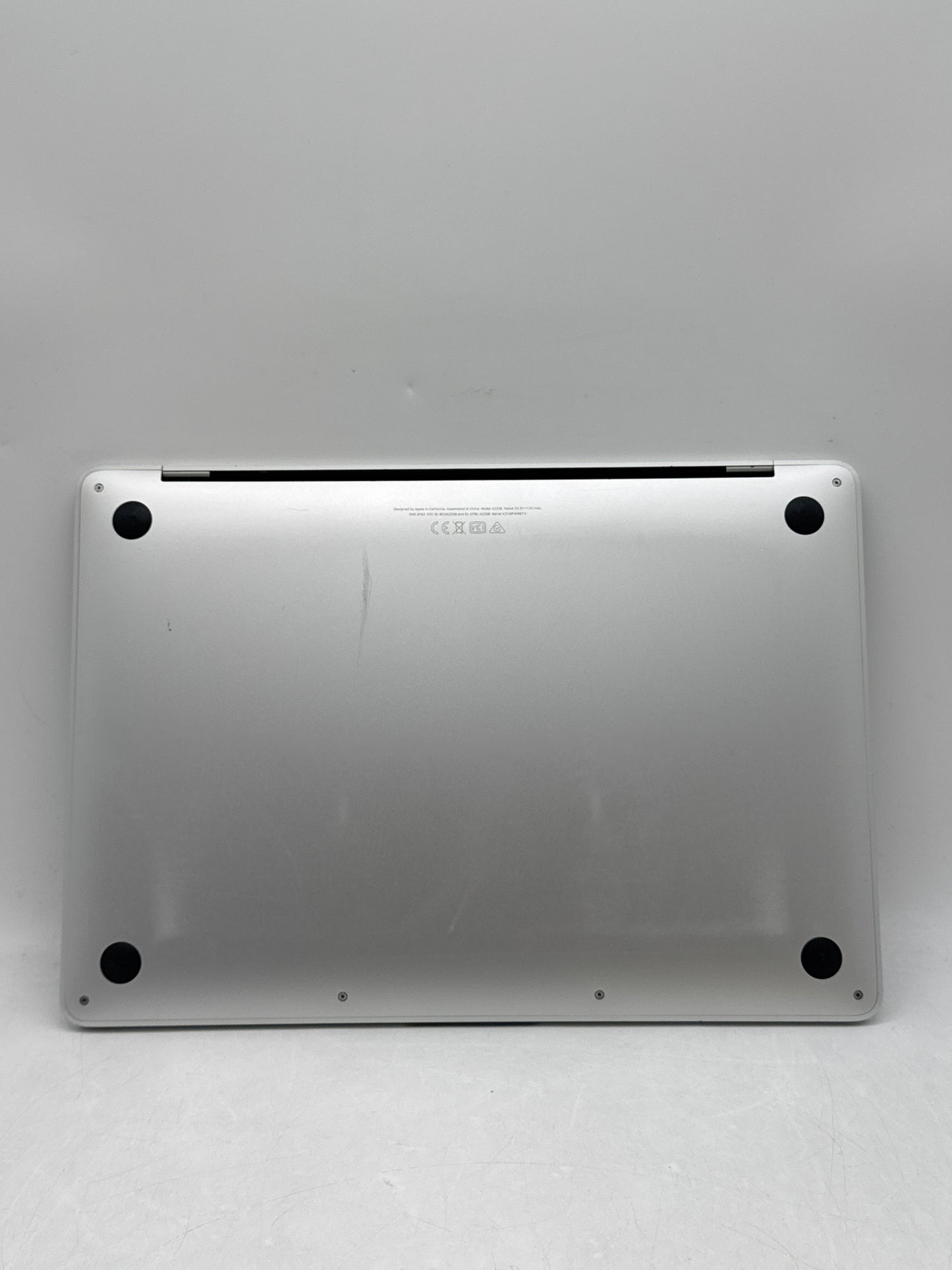 2022 Apple MacBook Pro 13.3" A2338 M2 8C-CPU 10C-GPU 256GB SSD 8GB RAM - Read