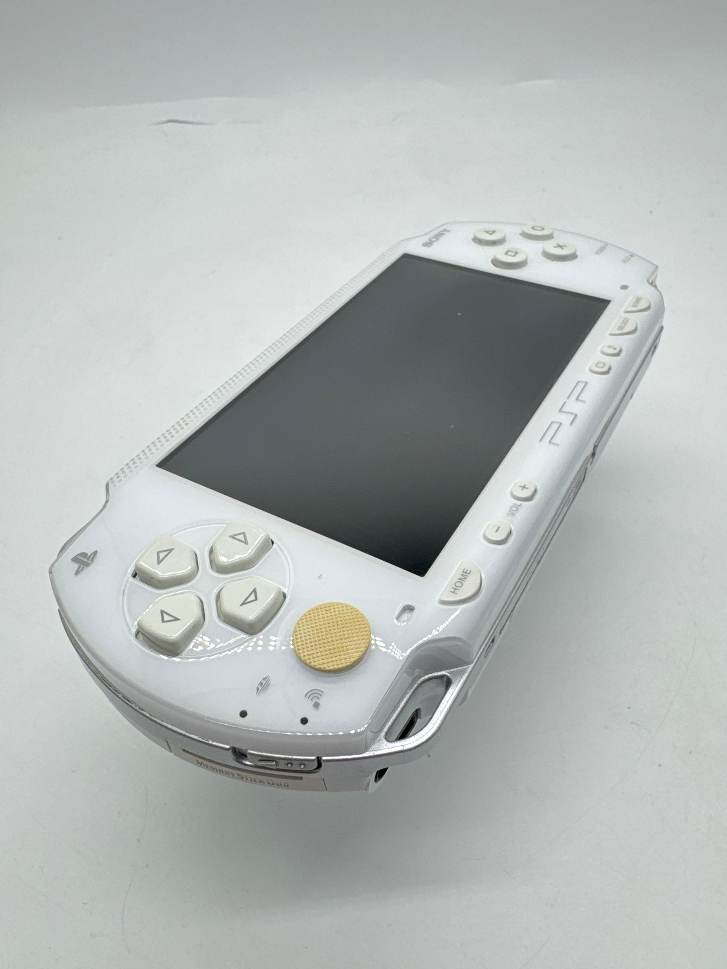Sony PSP-1000 White Console #38 w/ 3600mAh Battery No Charger