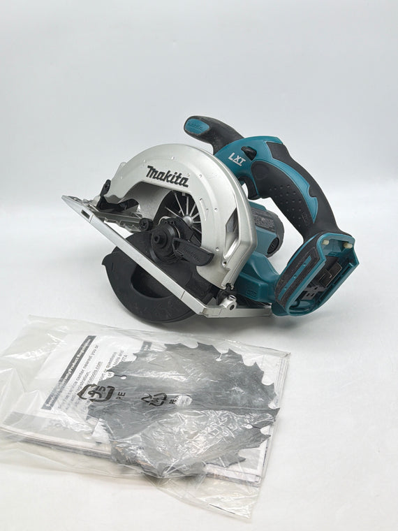 Makita XSS02 18V Cordless Circular Saw Tool Only