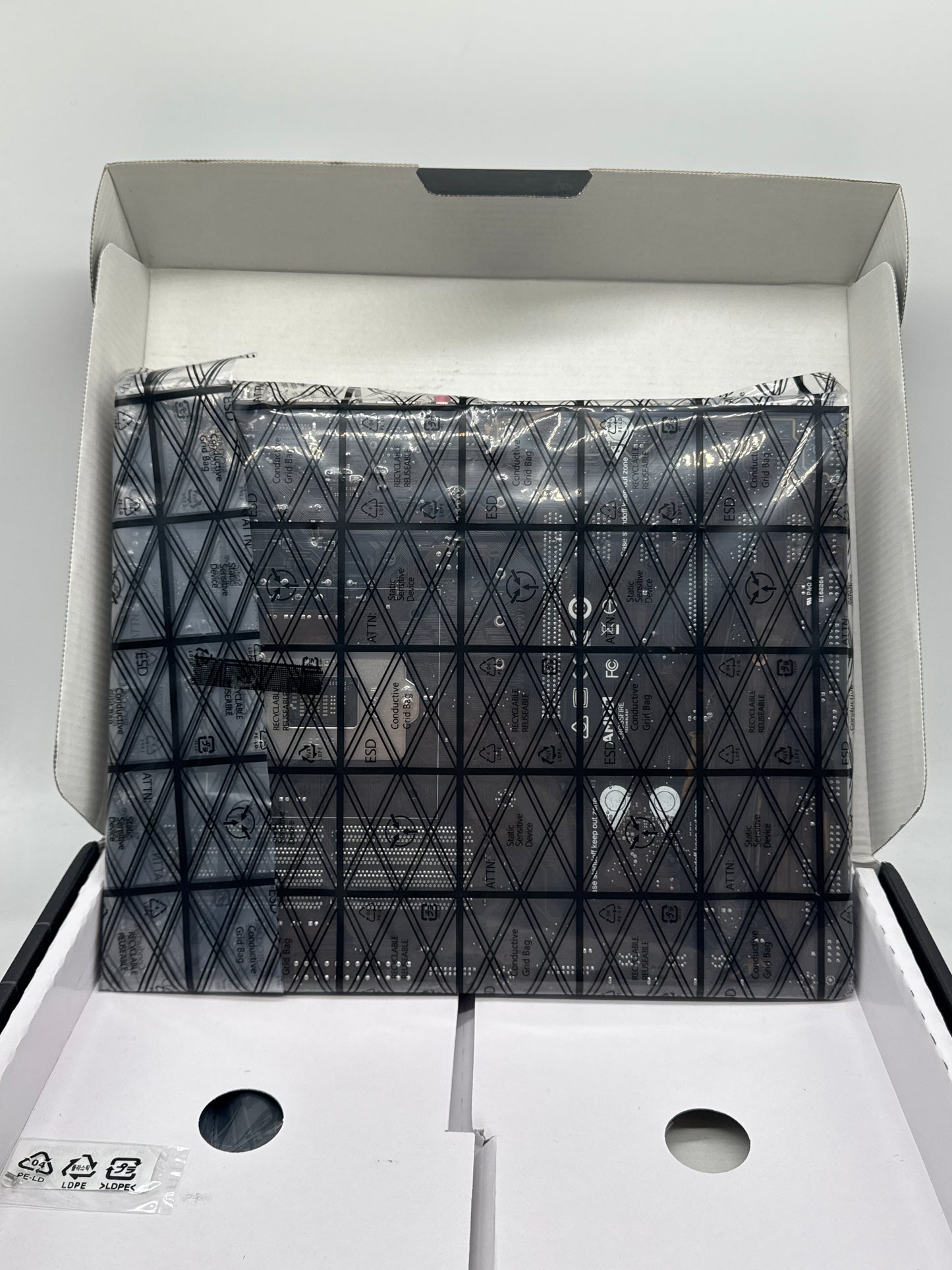 MSI Z390-A PRO LGA1151 ATX Intel Motherboard - New Open Box