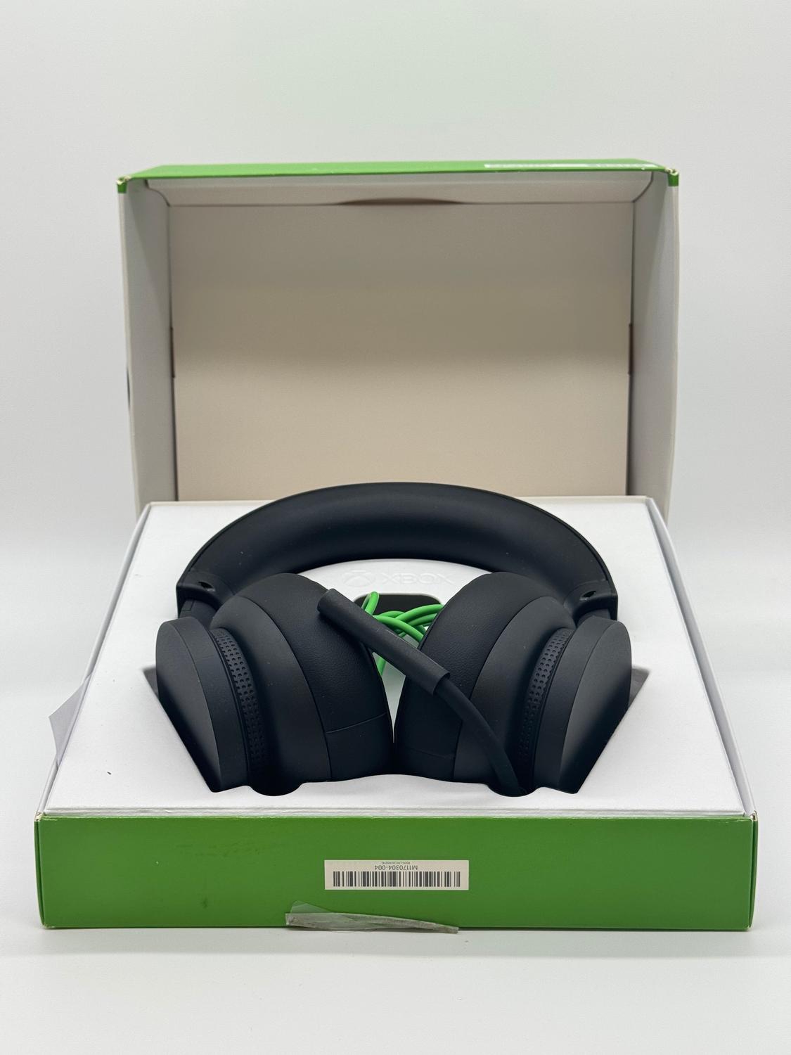 Microsoft Xbox Stereo Headset Model #1984 - Used - Black