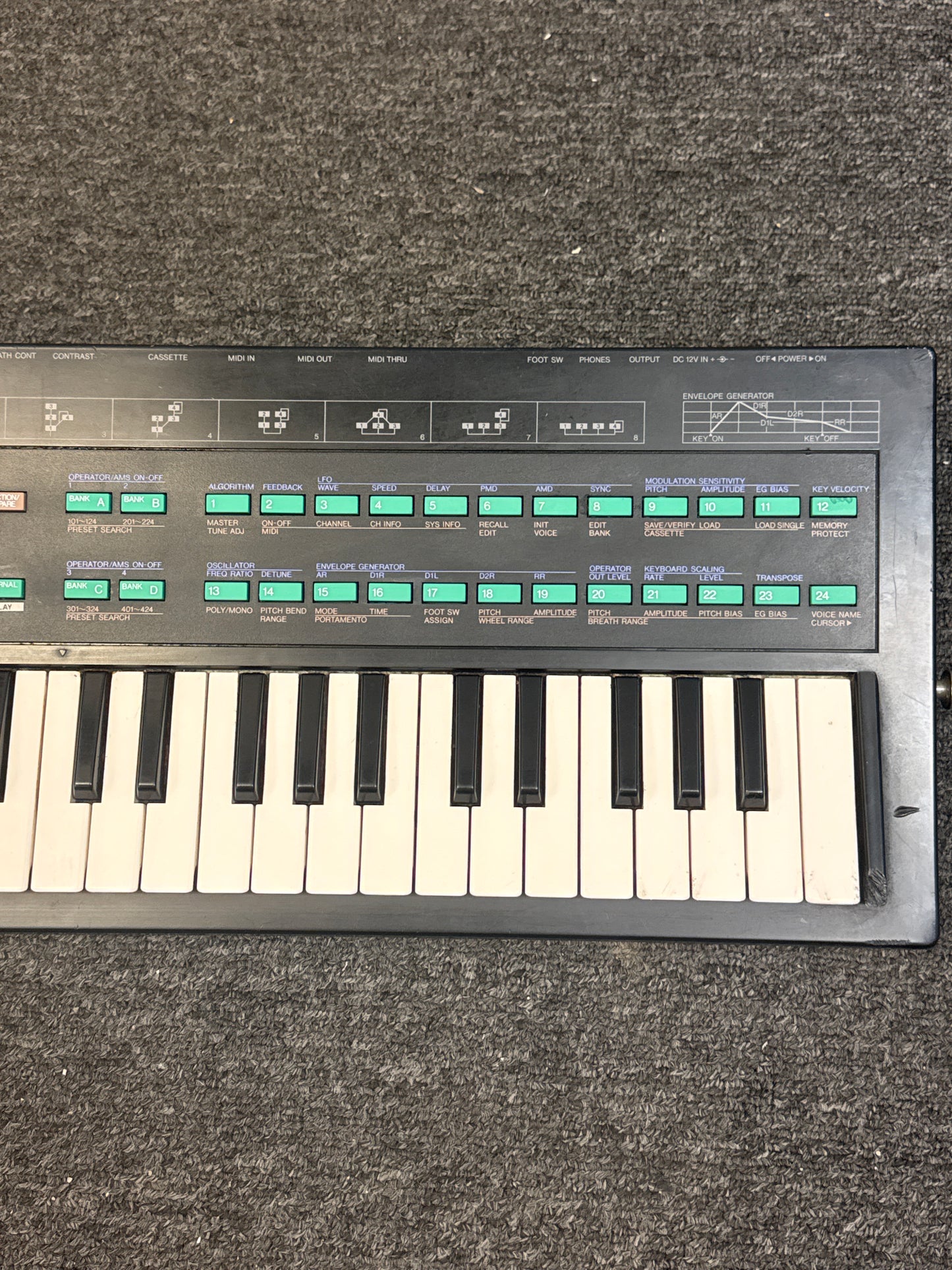 Yamaha DX100 Synthesizer Digital Programmable Algorithm - Read!