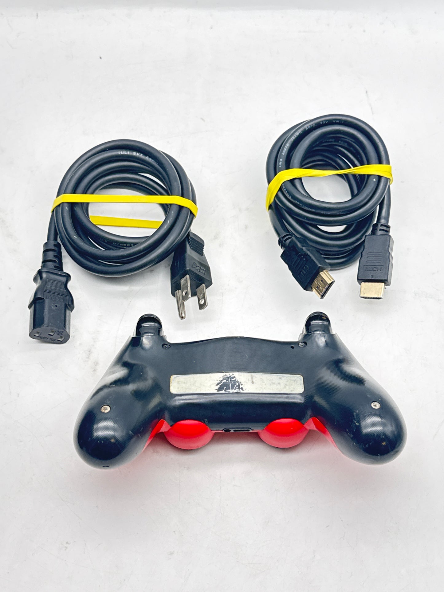 Sony PlayStation 4 PS4 Pro CUH-7015B 1TB Video Game Console W/Controller & Cables