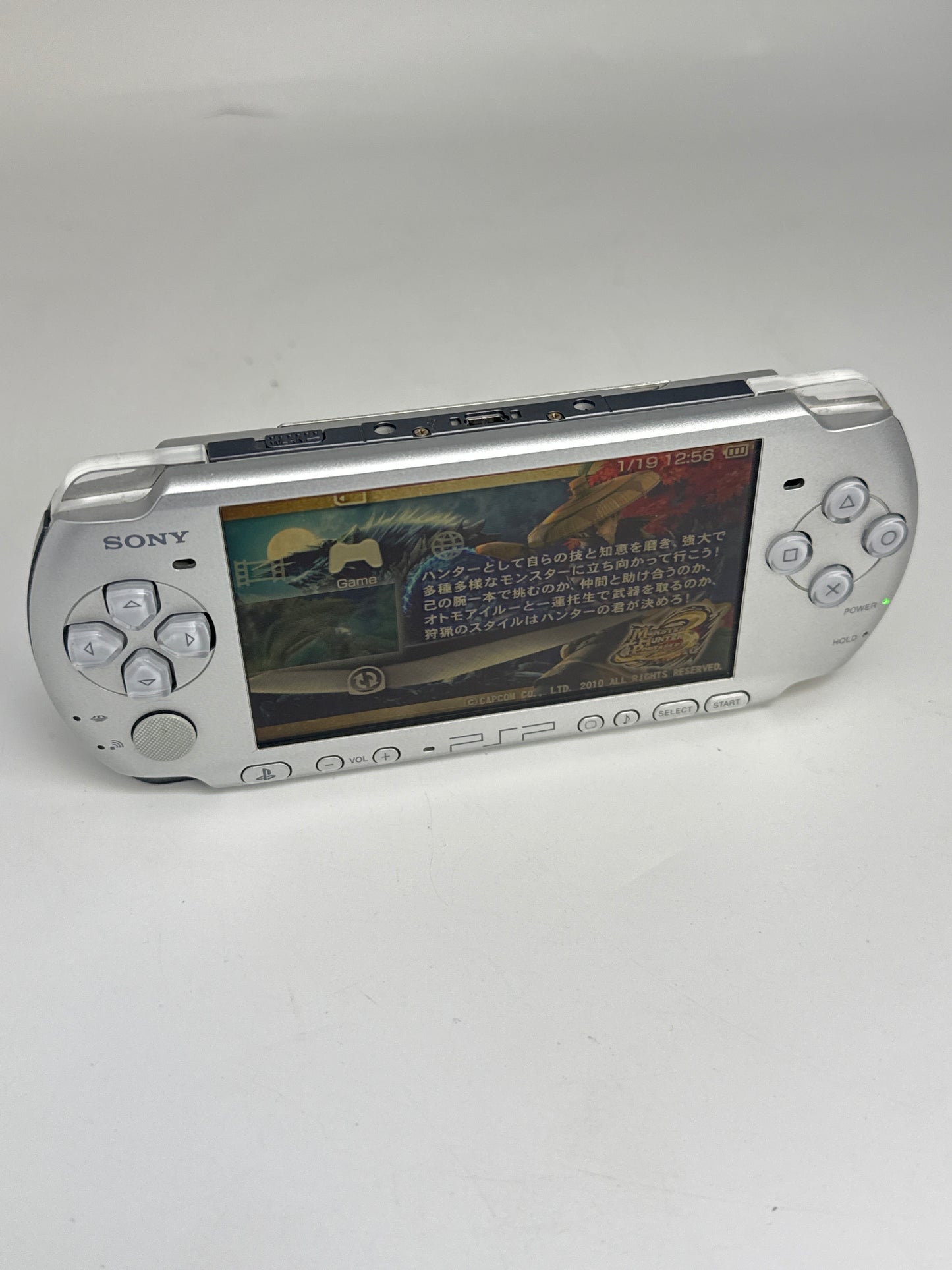 Sony PSP-3000 Silver Console #234 No Battery or Back Lid No Charger AS IS