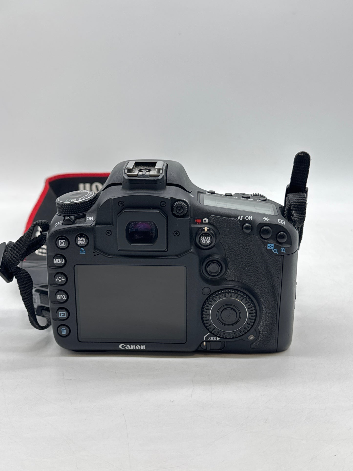 Canon EOS 7D 18.0 MP Digital SLR Camera Only - Broken pins on card slot
