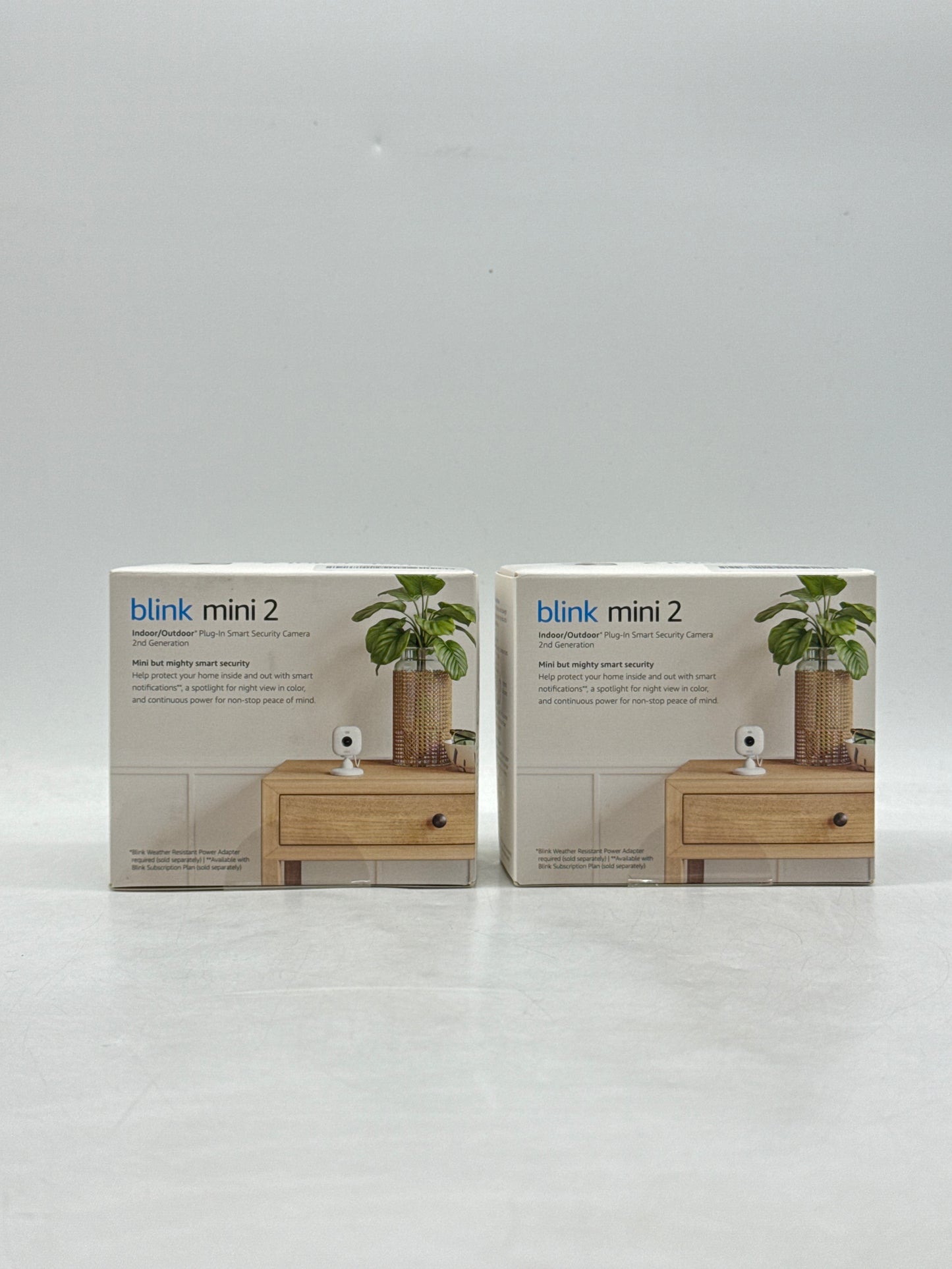 New Blink Mini 2 Plug-in smart security camera HD night view in color - Lot of 2