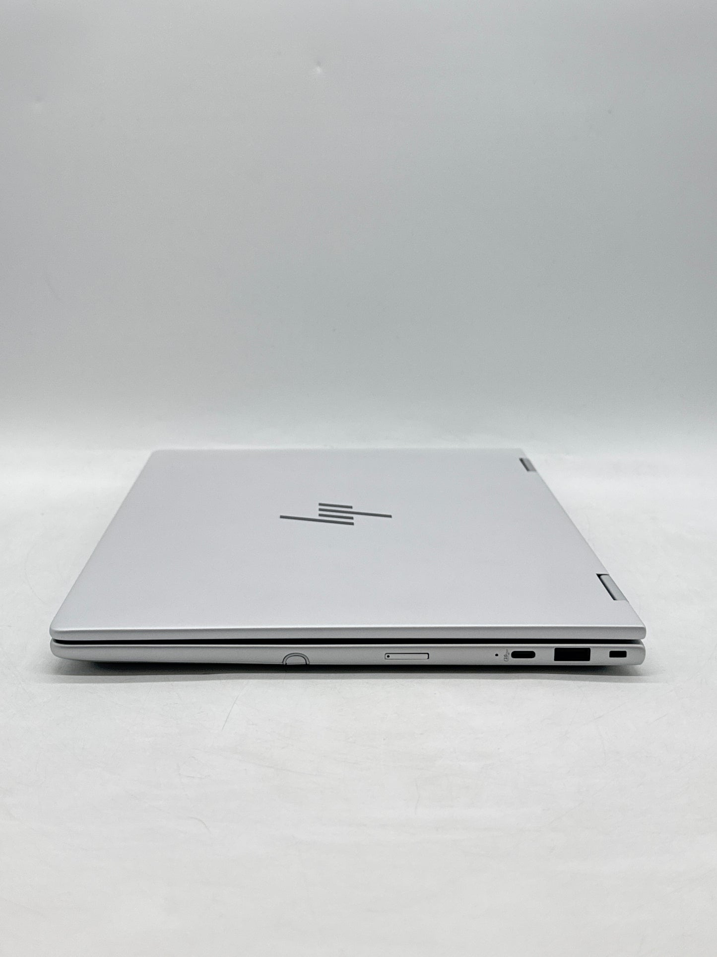 HP EliteBook 8 Flip G1i 13 13.3" Core Ultra 5 235U 2.0GHz 256GB SSD 32GB RAM