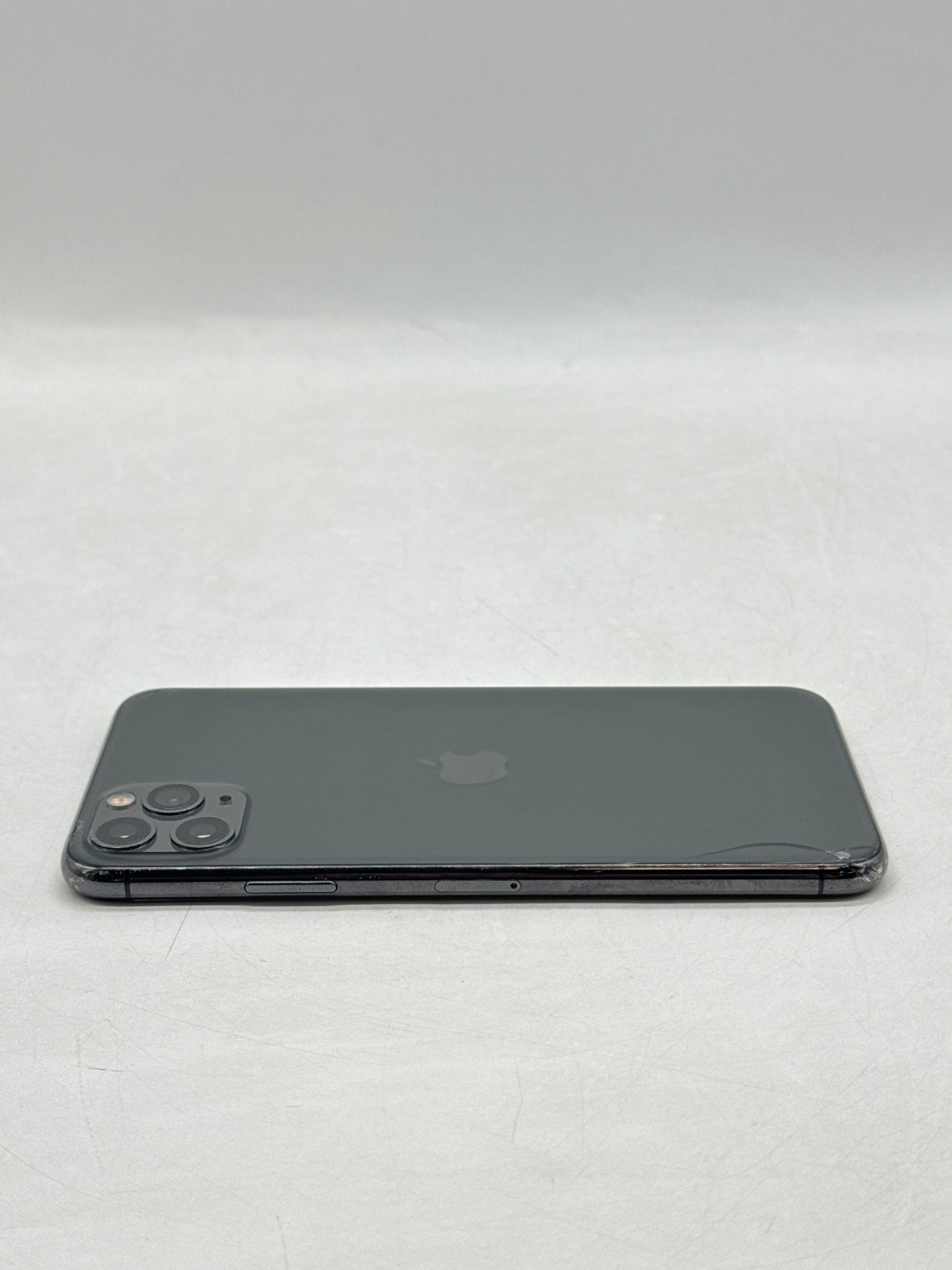 US Cricket Apple iPhone 11 Pro Max A2161 64GB Space Gray - Cracked Back Read!