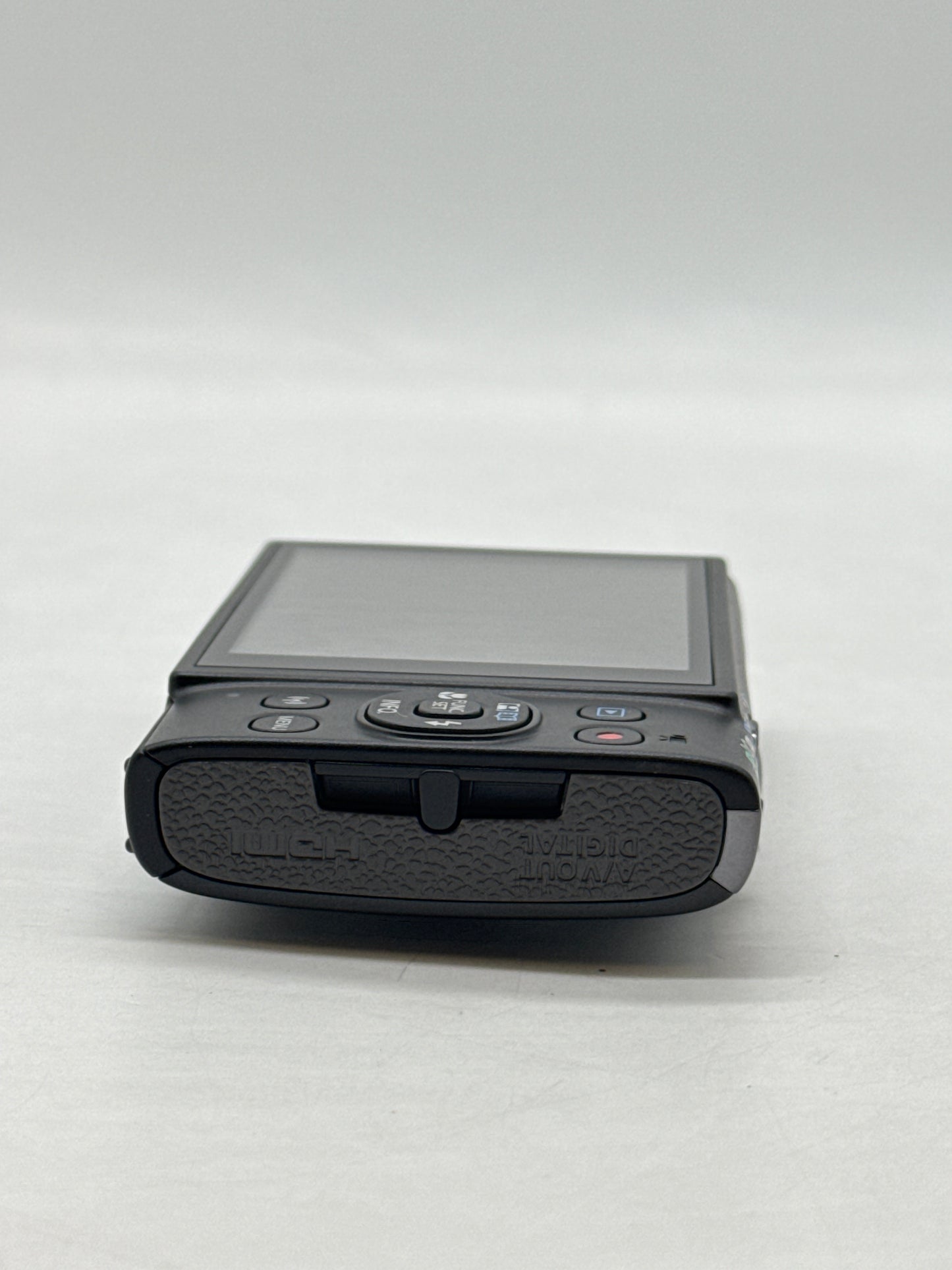 Canon IXY 650 / ELPH 360 20.2MP Digital Camera Black - New No Box