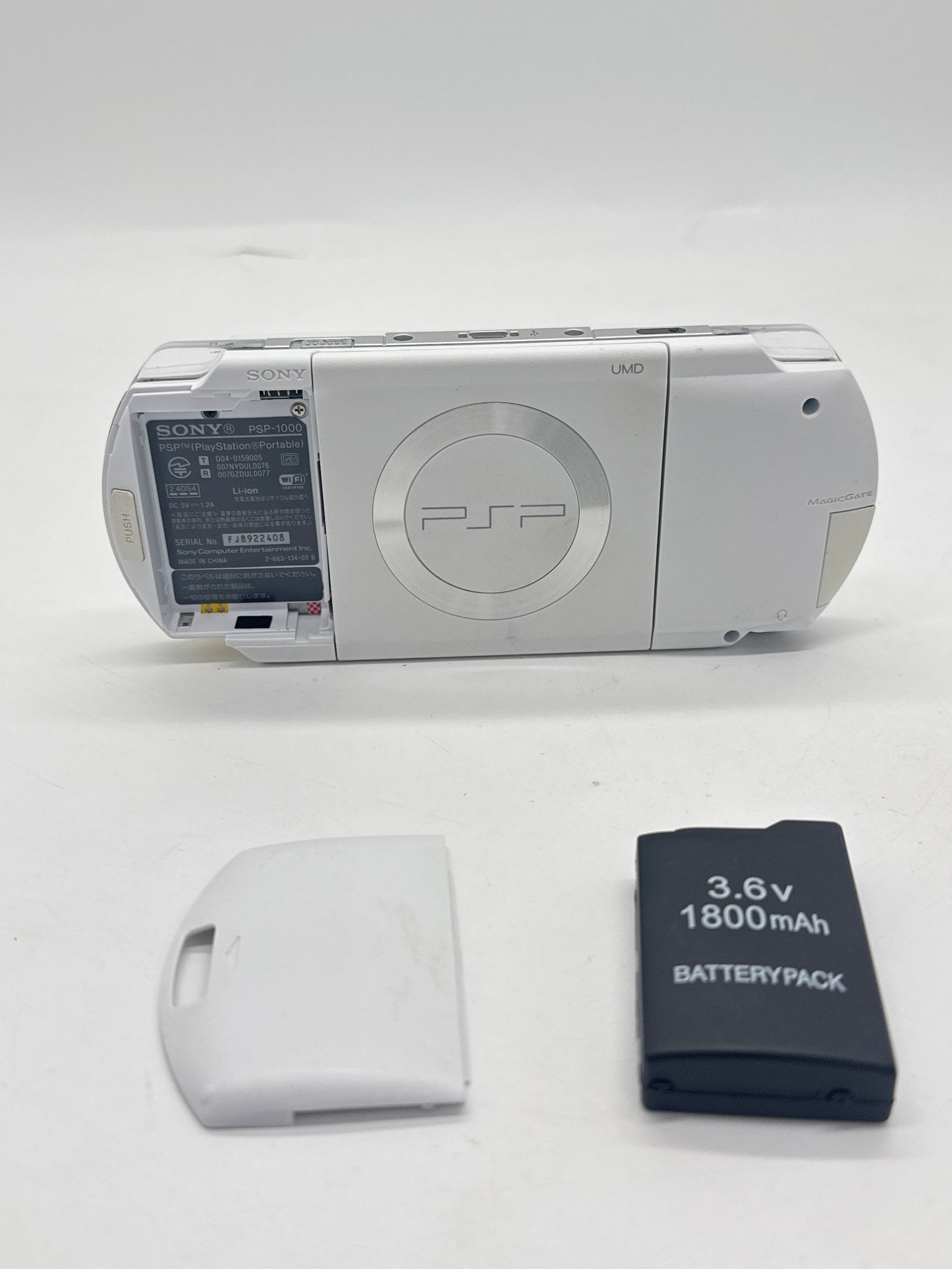 Sony PSP-1000 White Console #71 w/ 1800mAh Battery No Charger