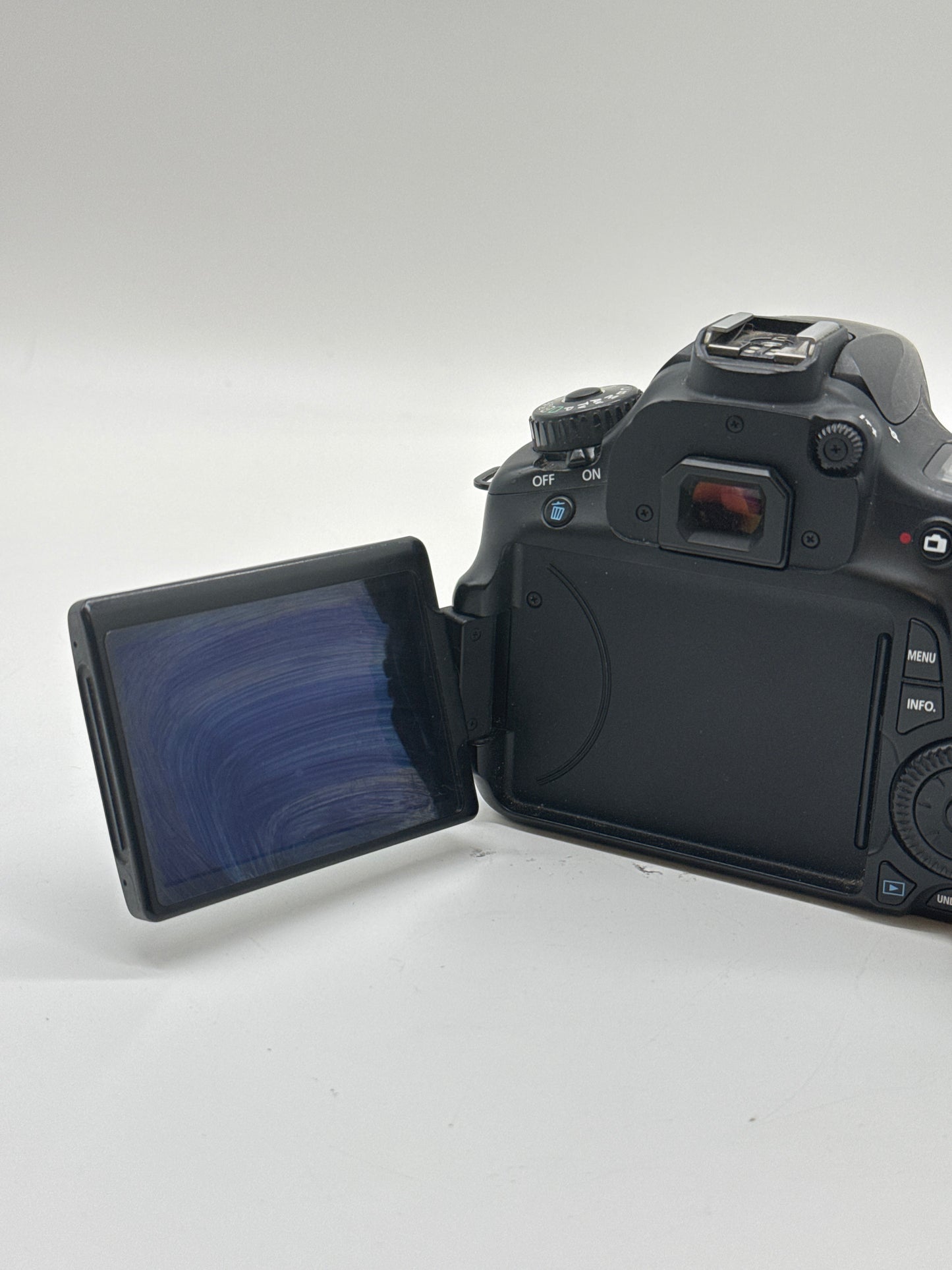 Canon EOS 60D Digital SLR Camera (Body Only) - For Parts