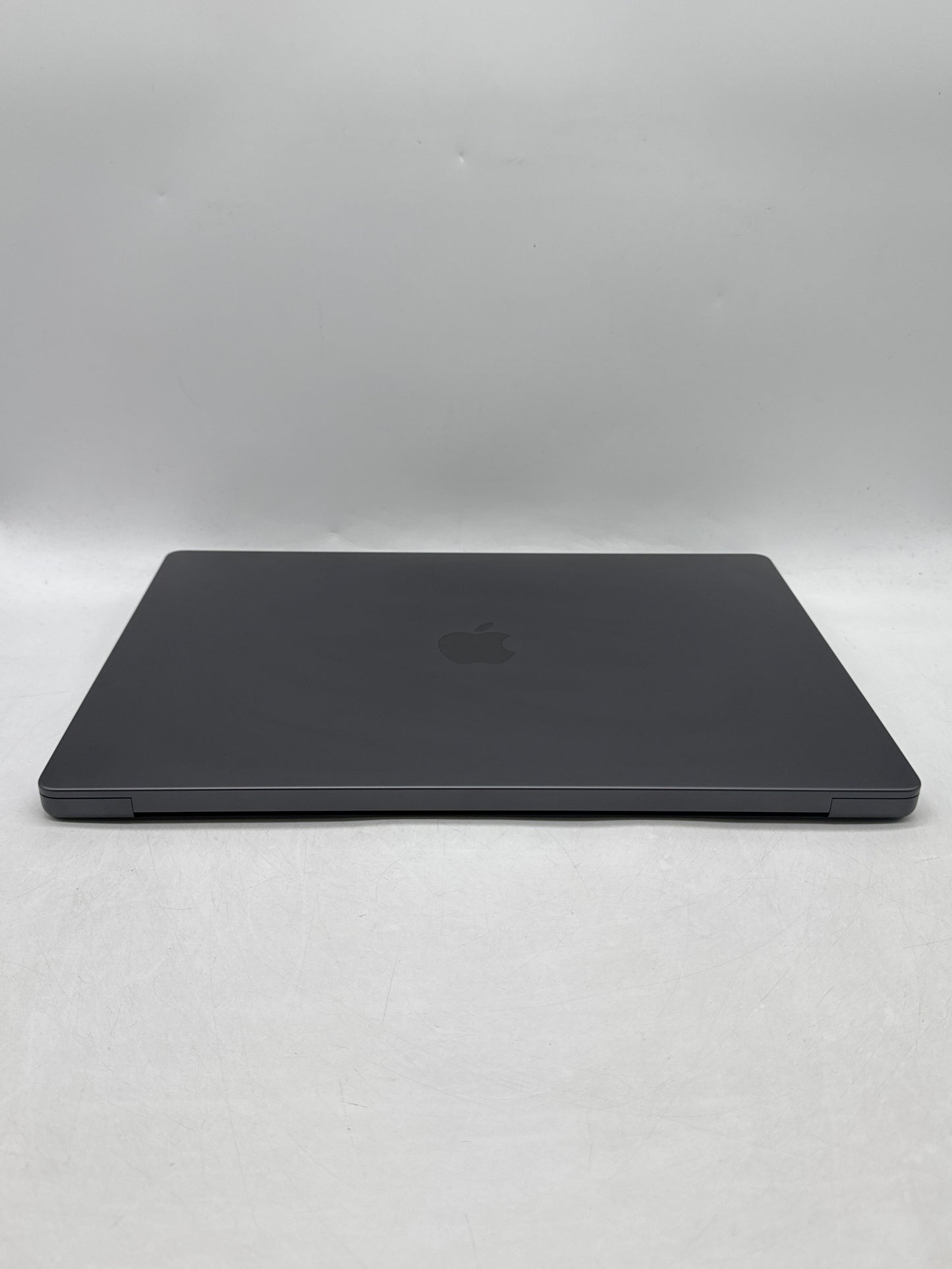 2024 Apple MacBook Pro 16.2" A3186 Apple M4 Max 14C-CPU 32C-GPU 1TB SSD 36GB RAM