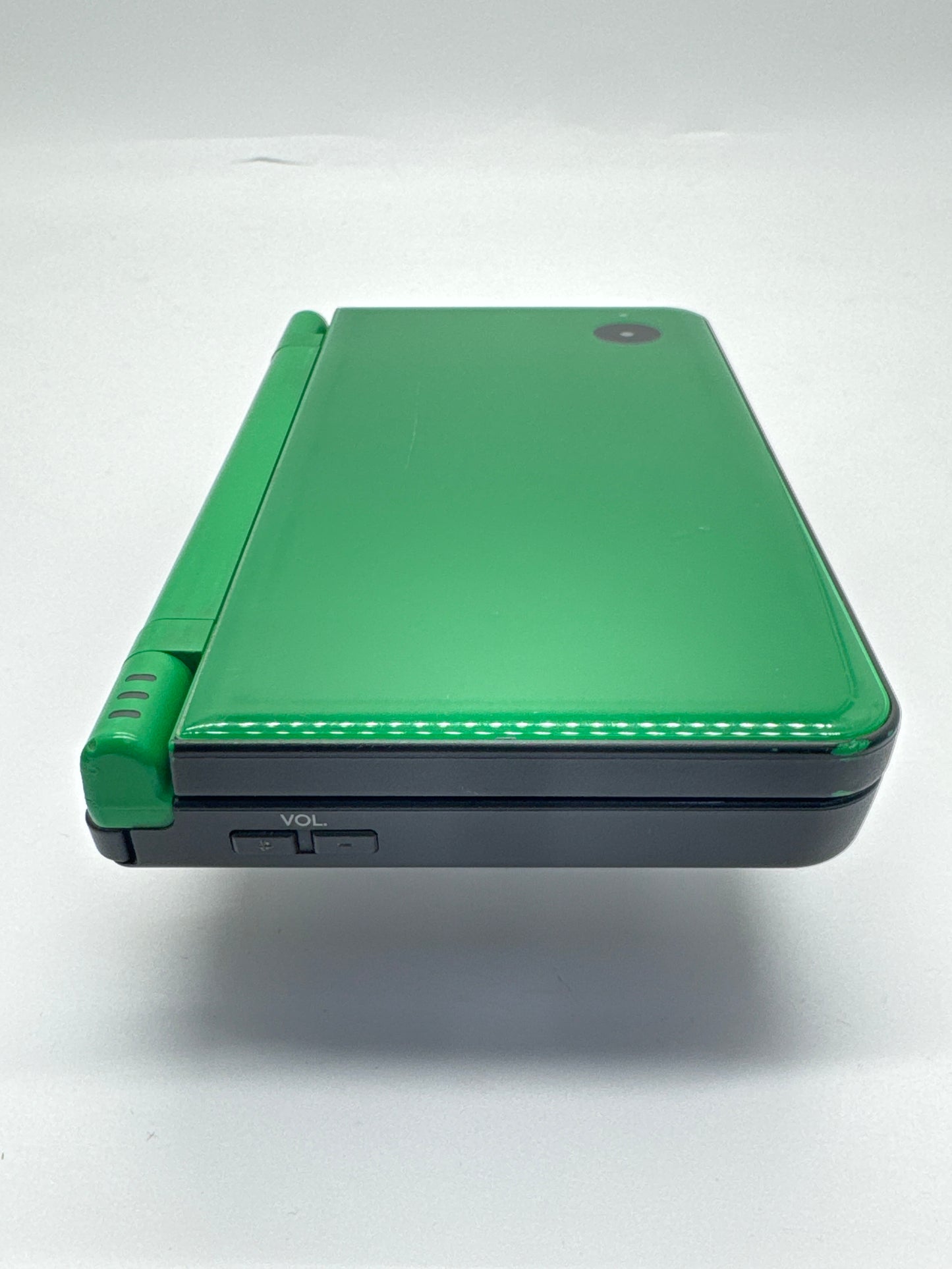 Nintendo DSi LL Green w/ Charger & Stylus Console #18